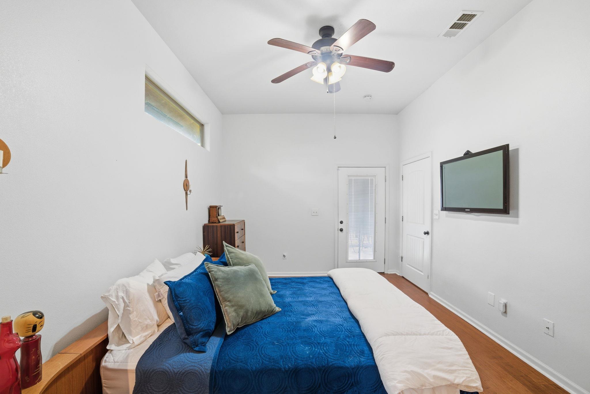 5704 Roundup Way Property Photo 10