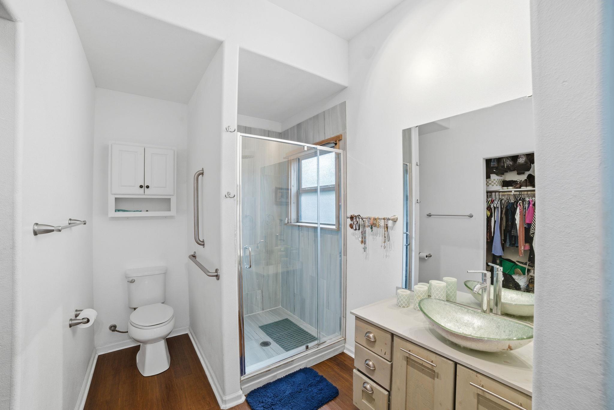 5704 Roundup Way Property Photo 11