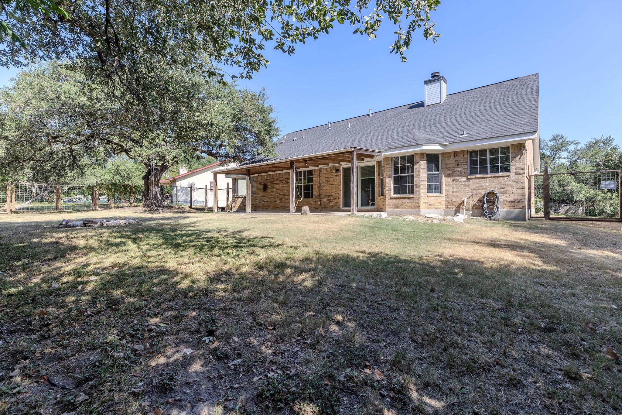 703 Post Oak Cir Property Photo 16
