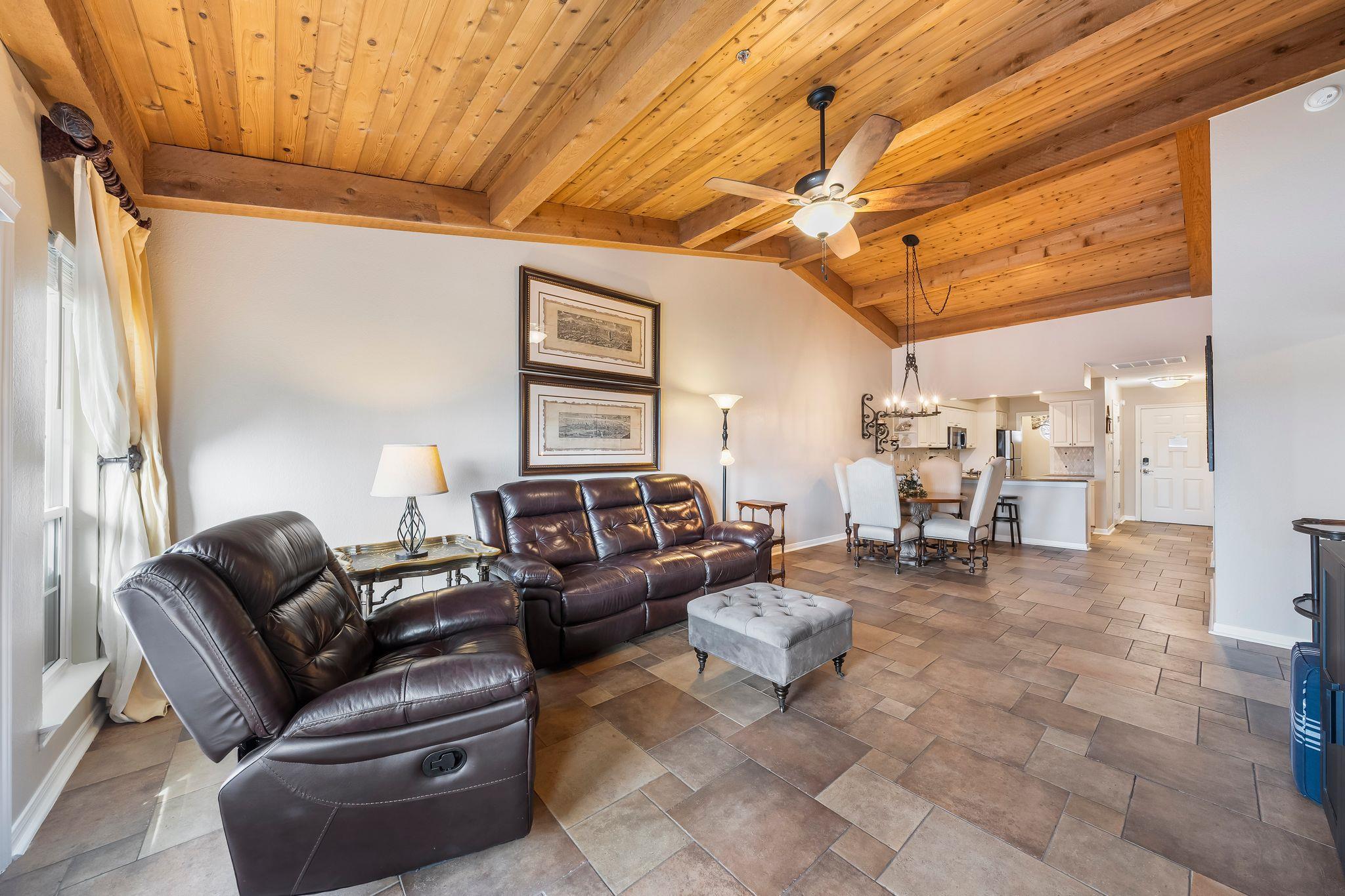 3404 American Dr 1302 Property Photo 10