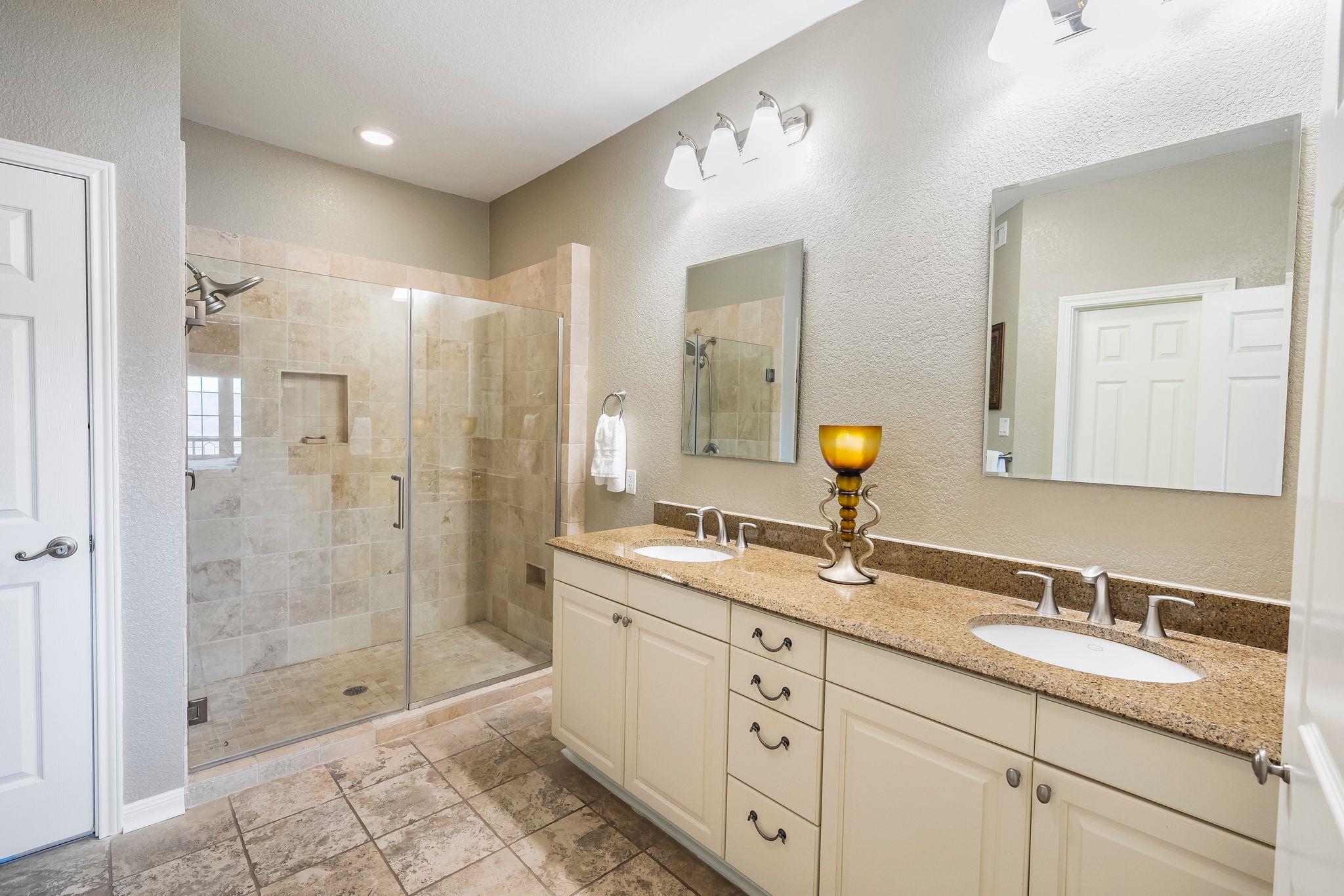 3404 American Dr 1302 Property Photo 15