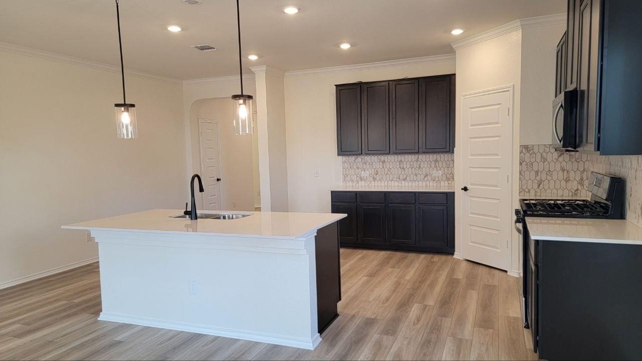 3745 Campora Ln Property Photo 6