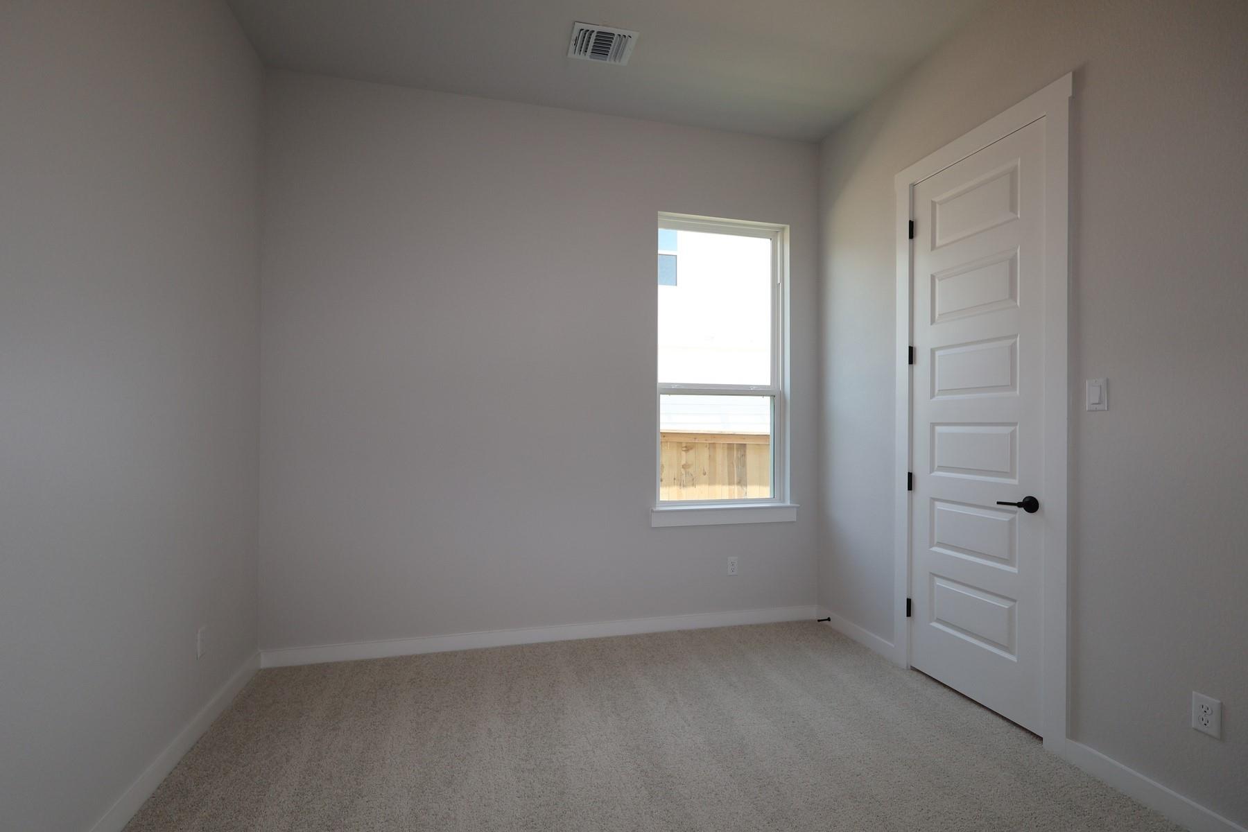 328 Marisol Bend None Property Photo 7