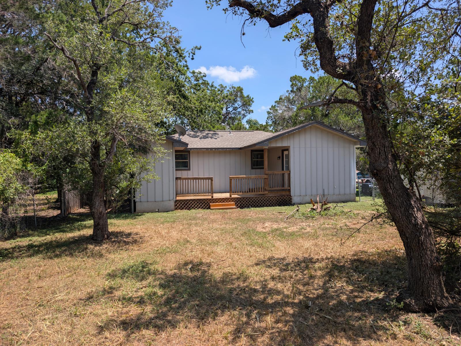 6202 Hudson Bend Rd Property Photo 3