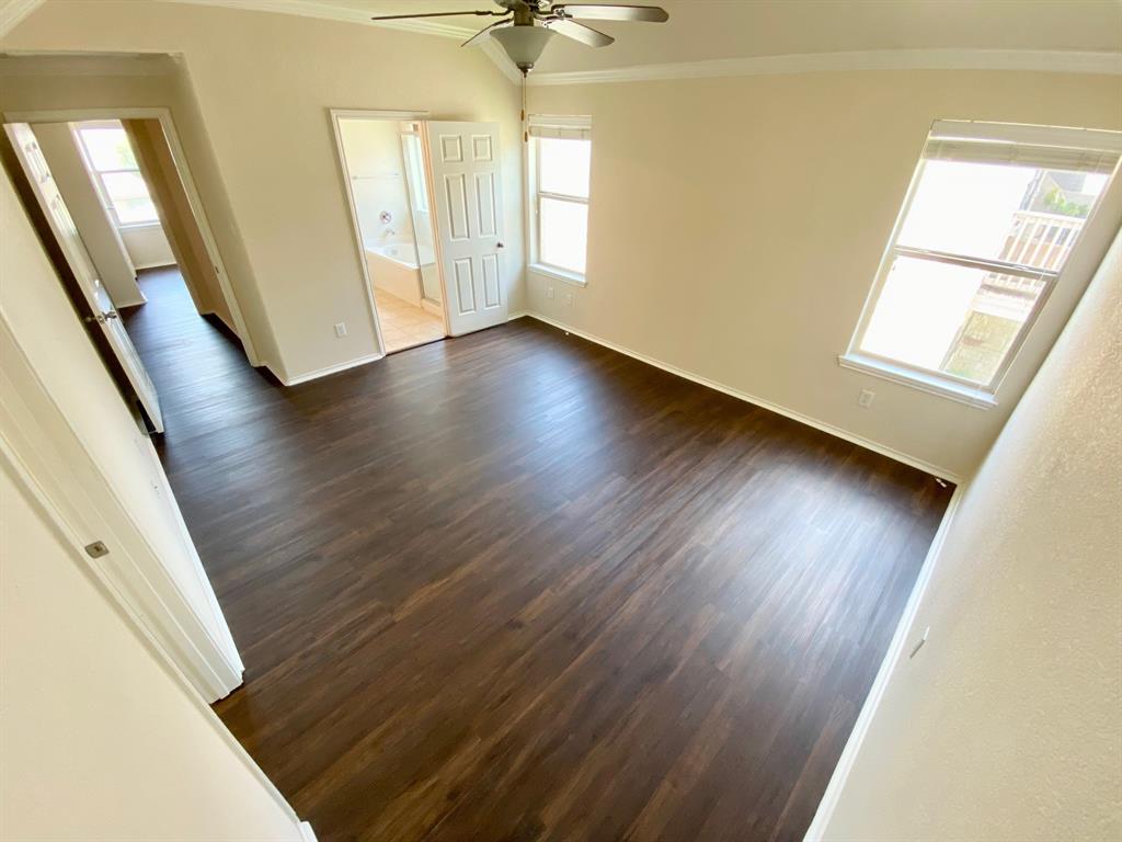 569 Travertine Trl Property Photo 20