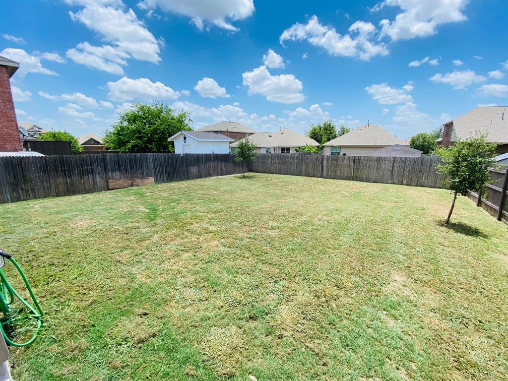 569 Travertine Trl Property Photo 32