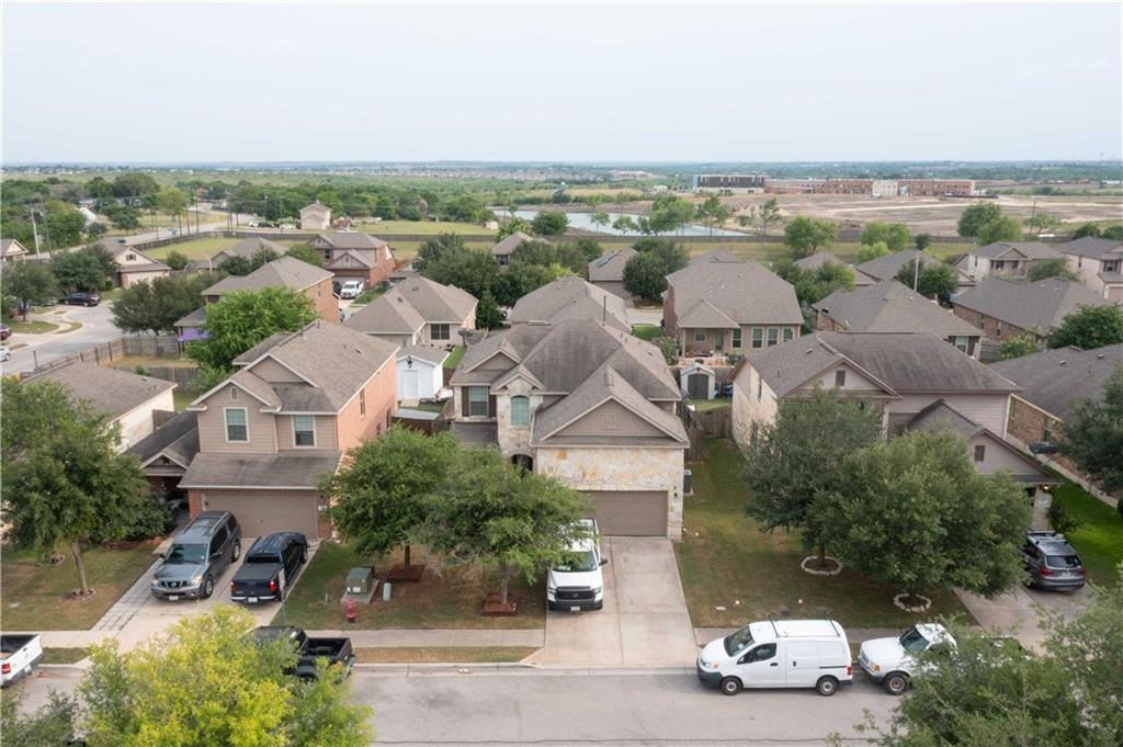 569 Travertine Trl Property Photo 37