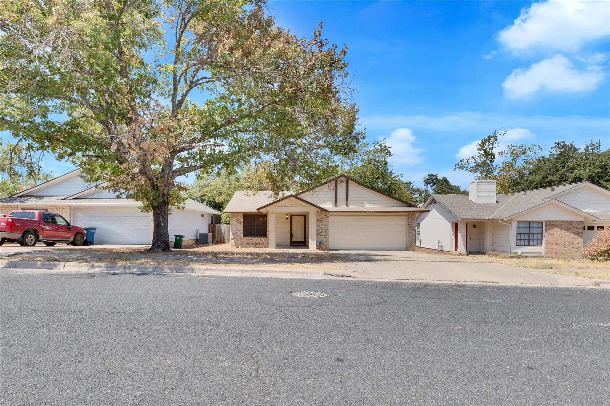 12902 Odie Ln Property Photo 1