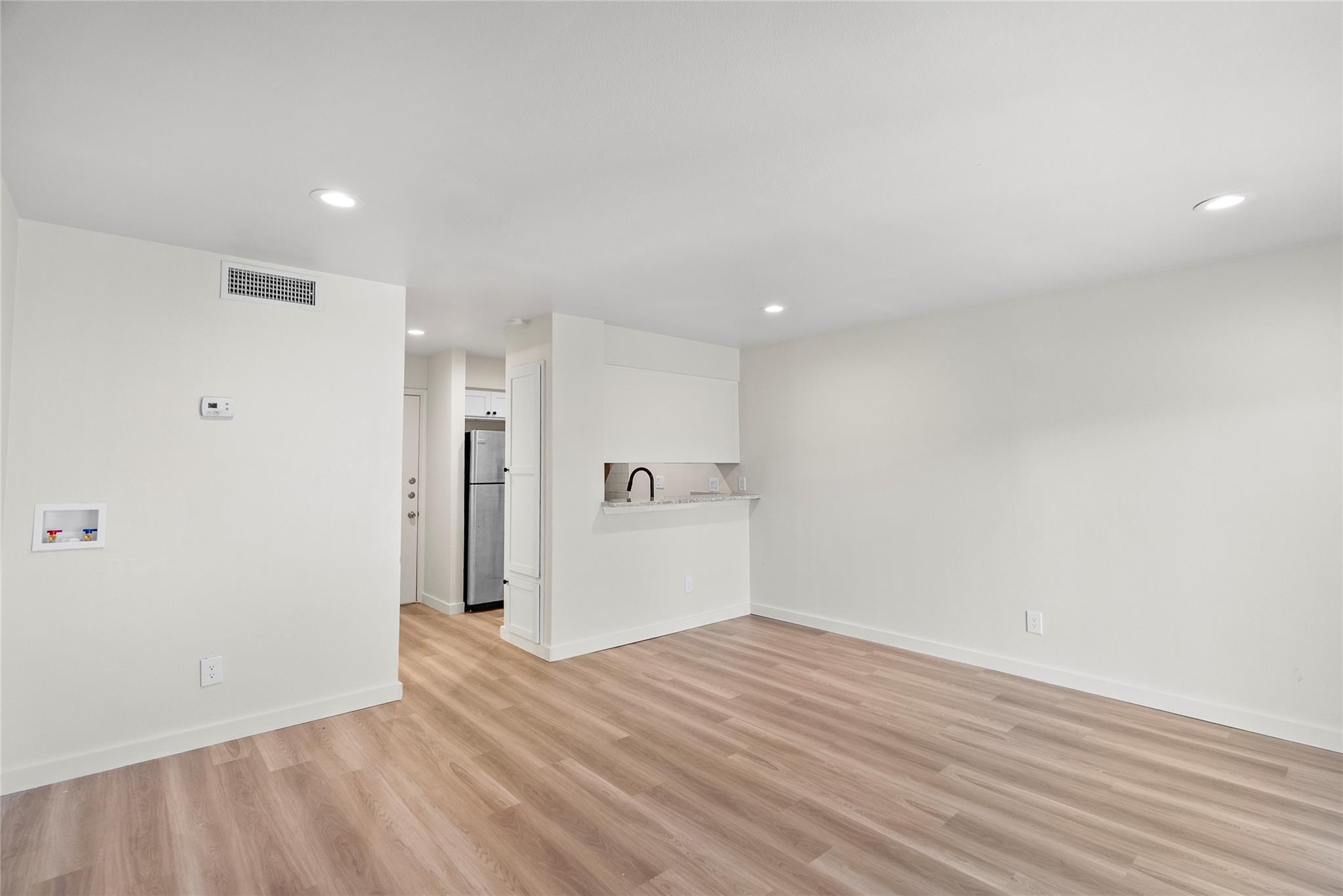 3819 Southway Dr #208 Property Photo 1