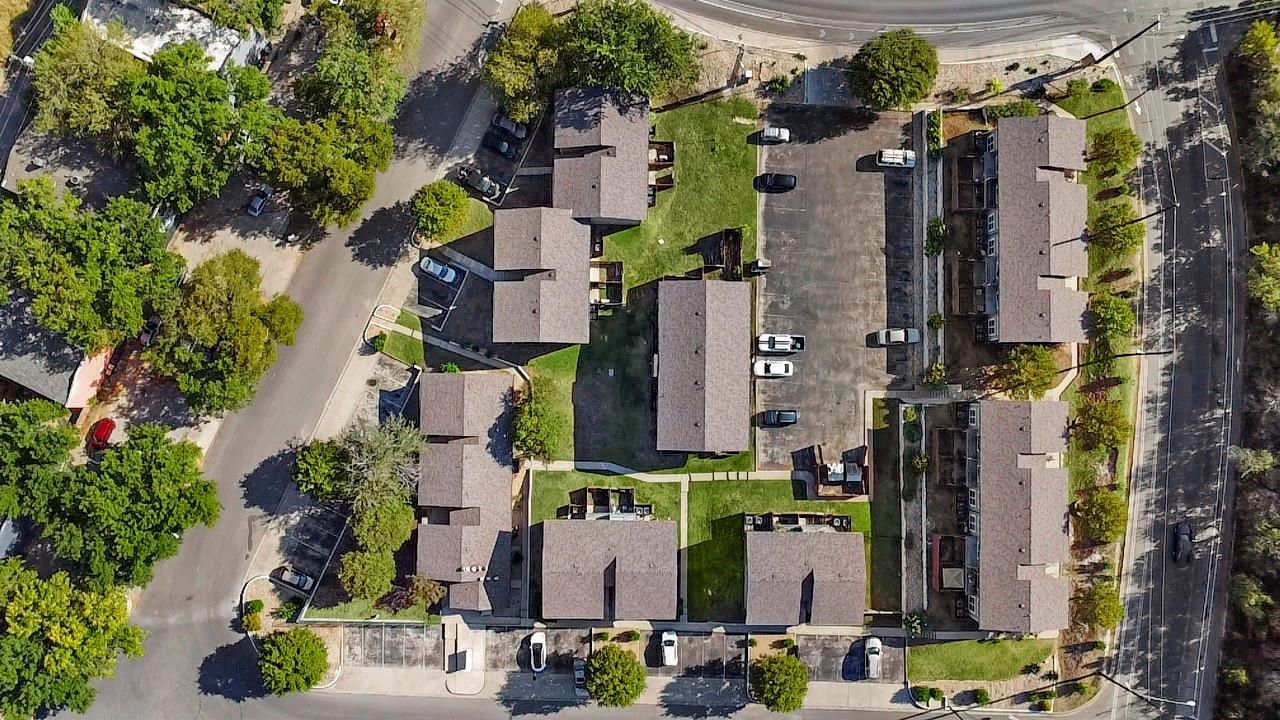 3819 Southway Dr #208 Property Photo 11