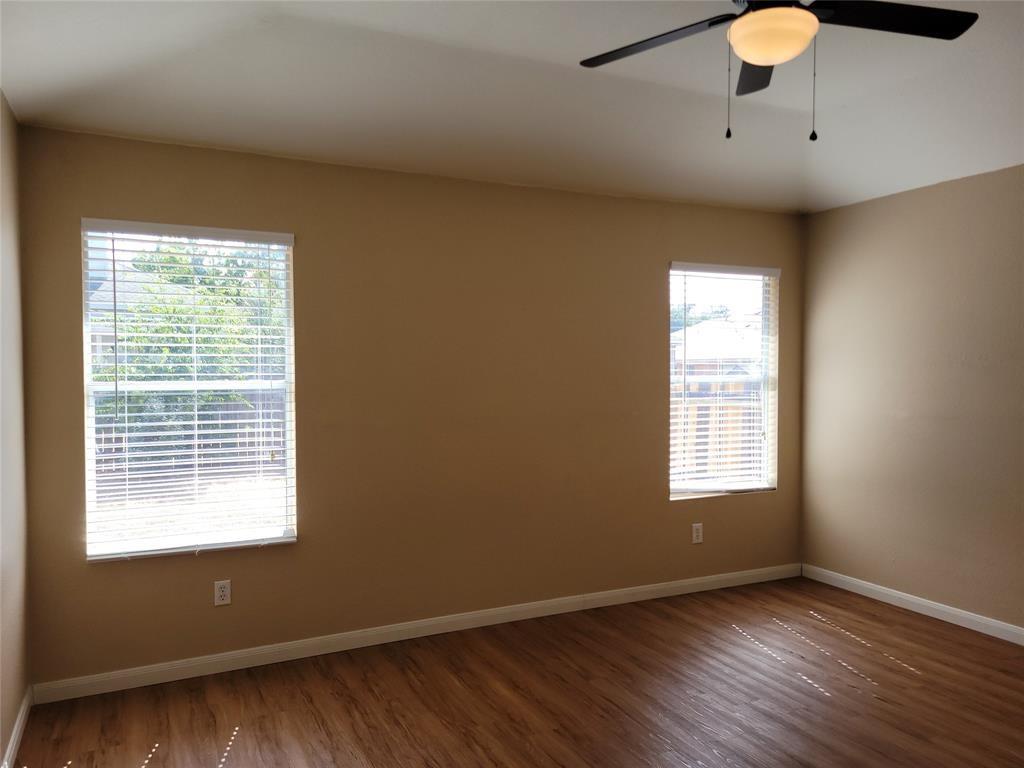 107 Fossil Trl Property Photo 14