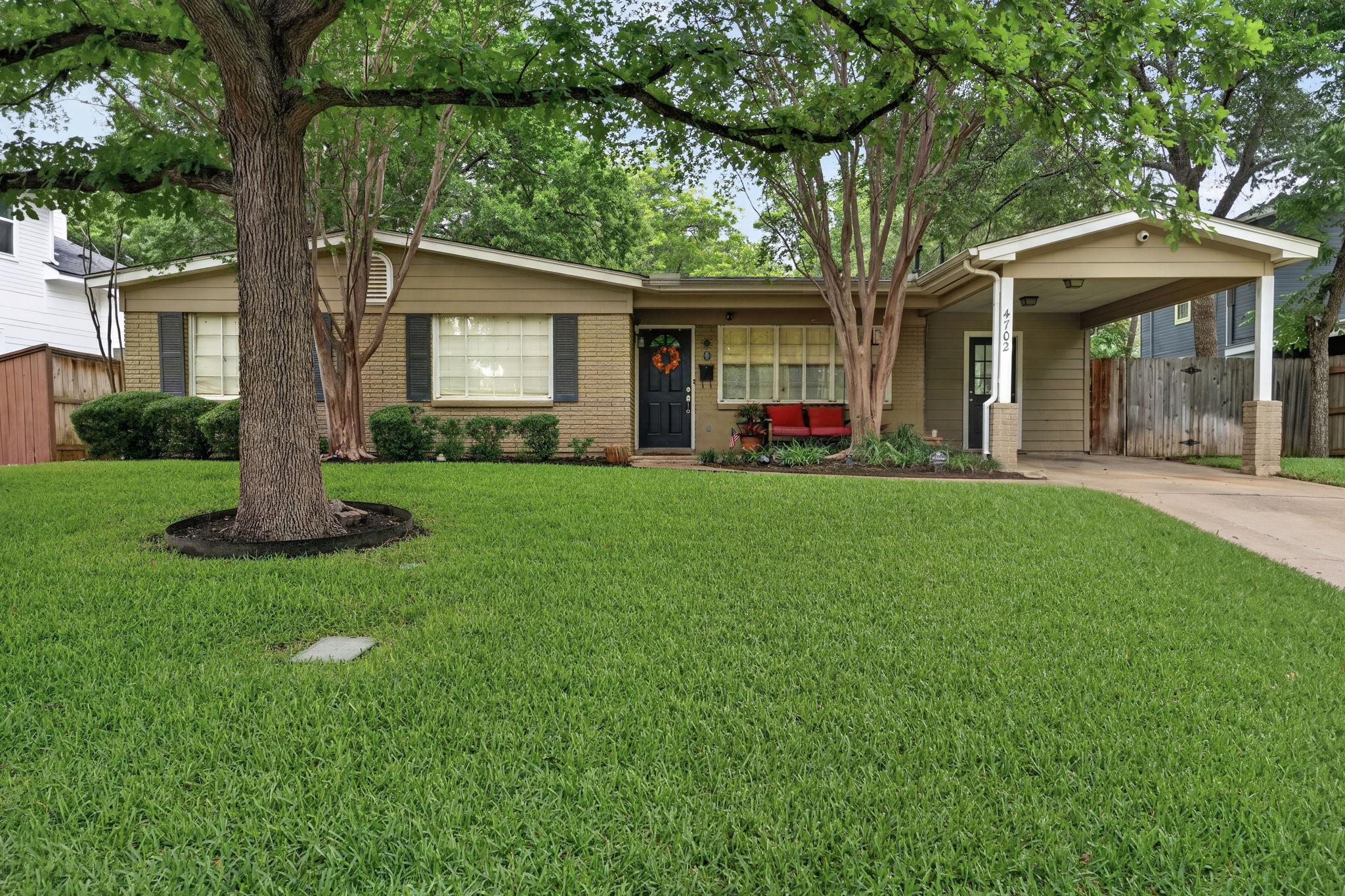 4702 Chiappero Trl Property Photo 1
