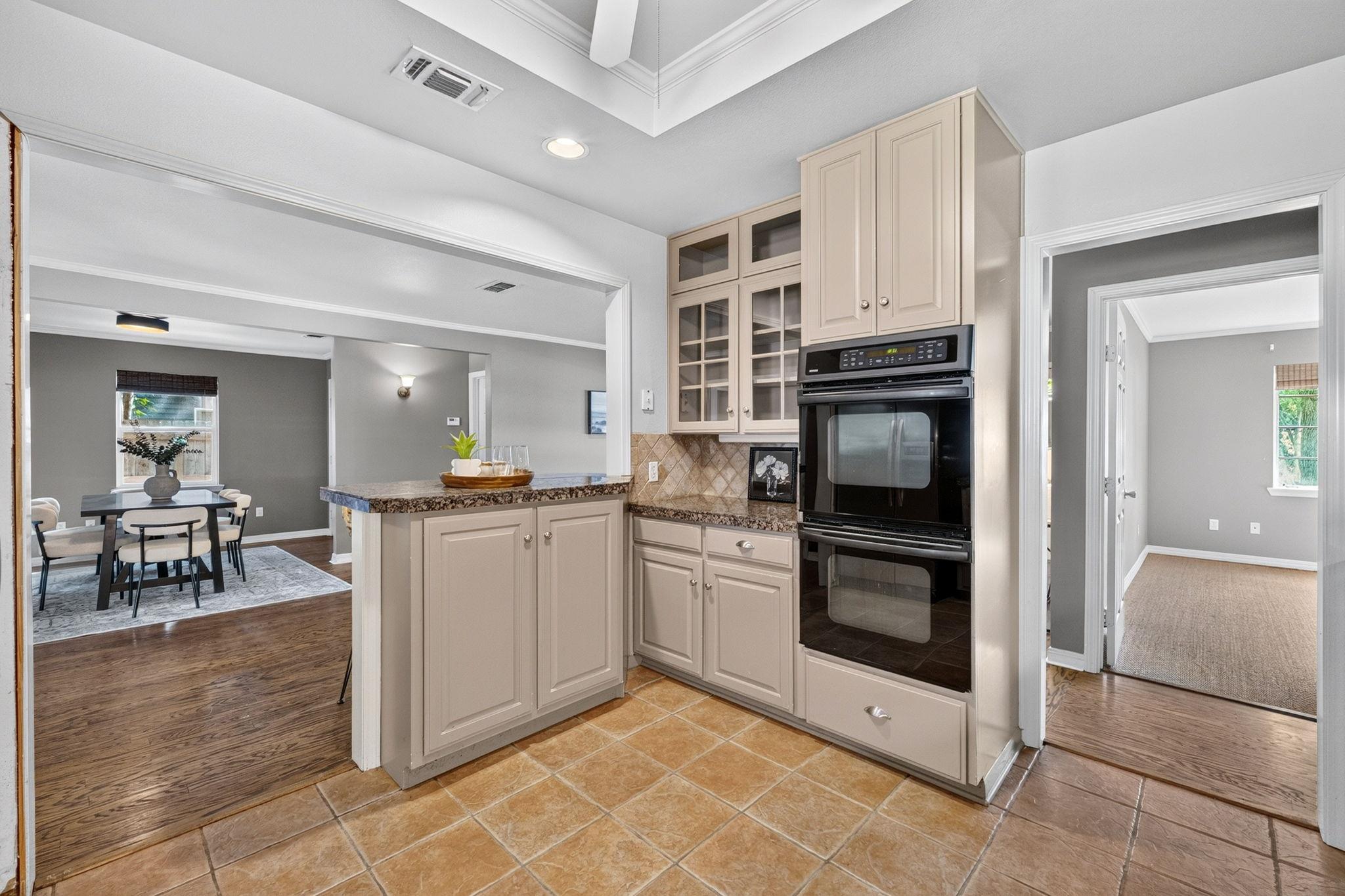 4702 Chiappero Trl Property Photo 13