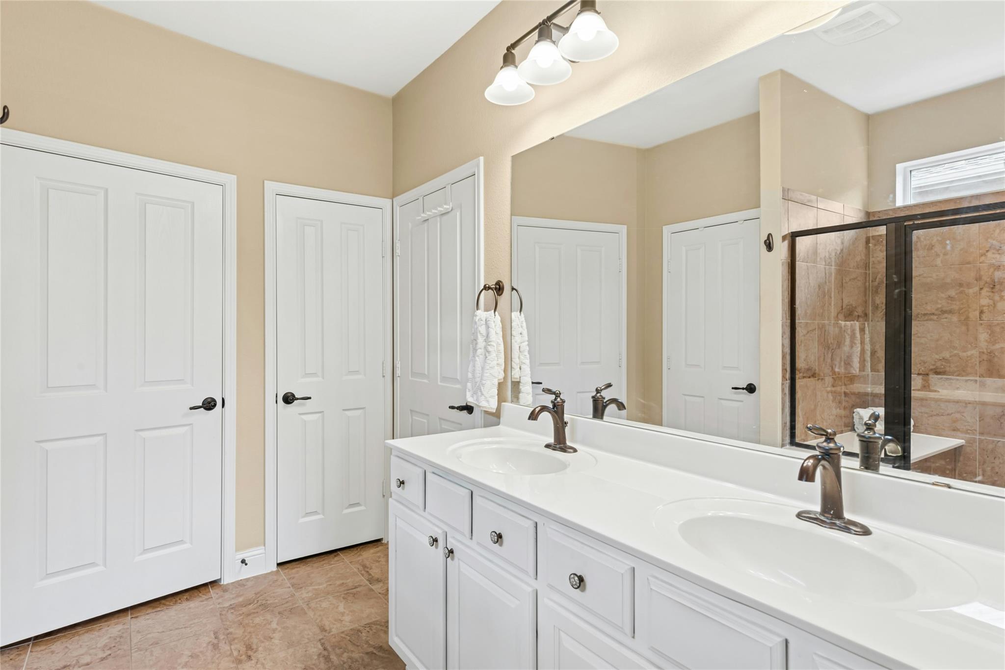 102 Trinity Ln Property Photo 22