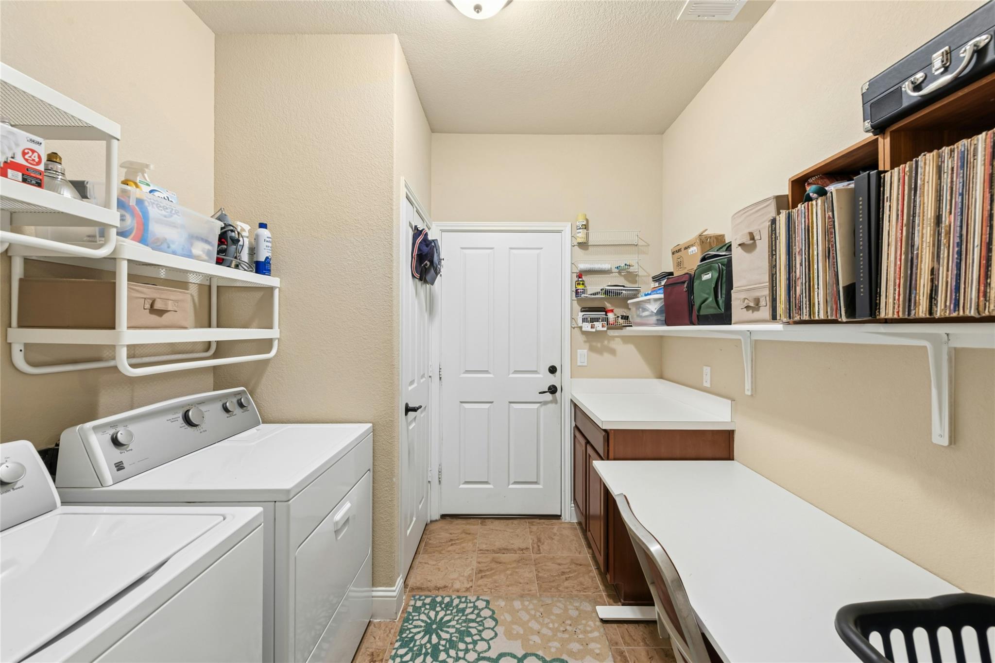 102 Trinity Ln Property Photo 26