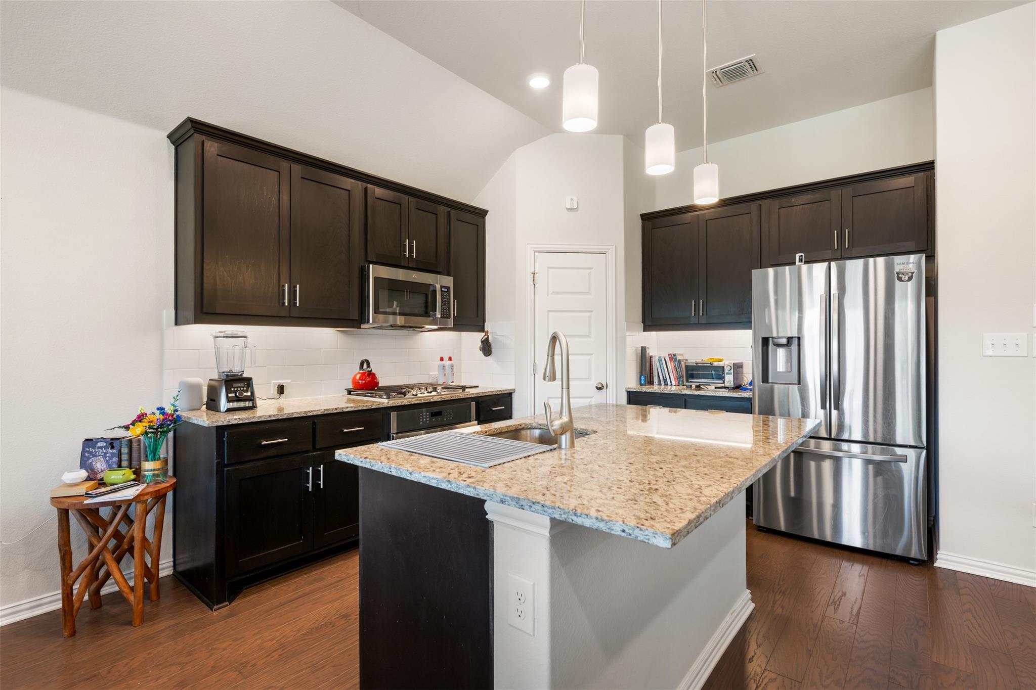 303 Cold River Run Property Photo 9