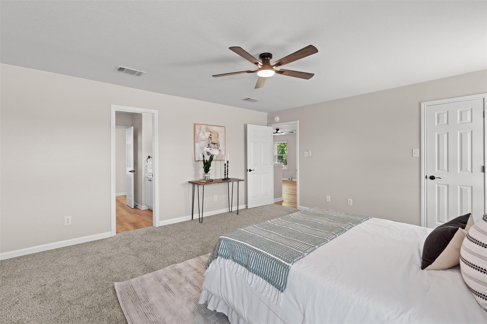 724 Lavaca Loop Property Photo 15