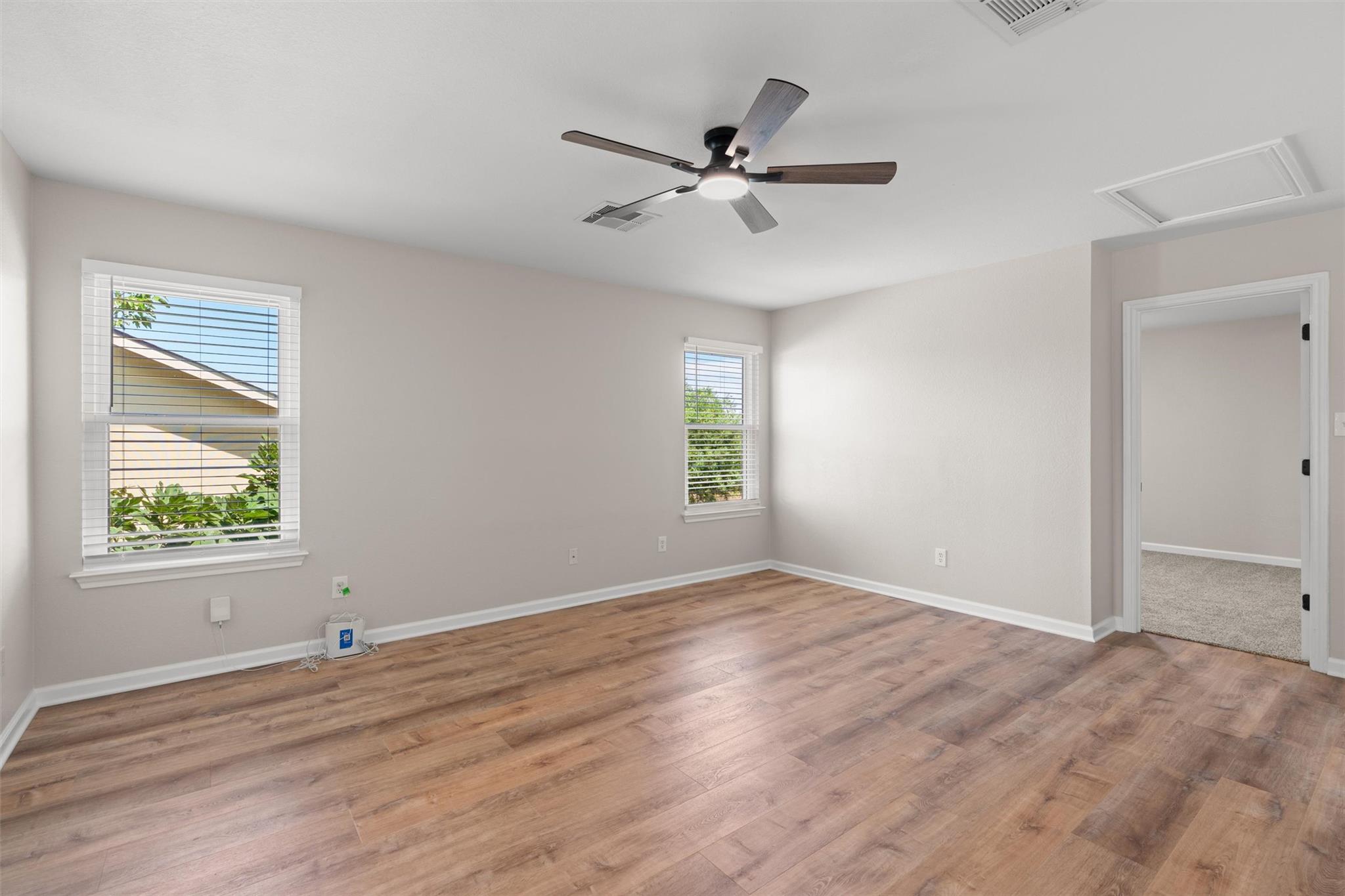 724 Lavaca Loop Property Photo 24