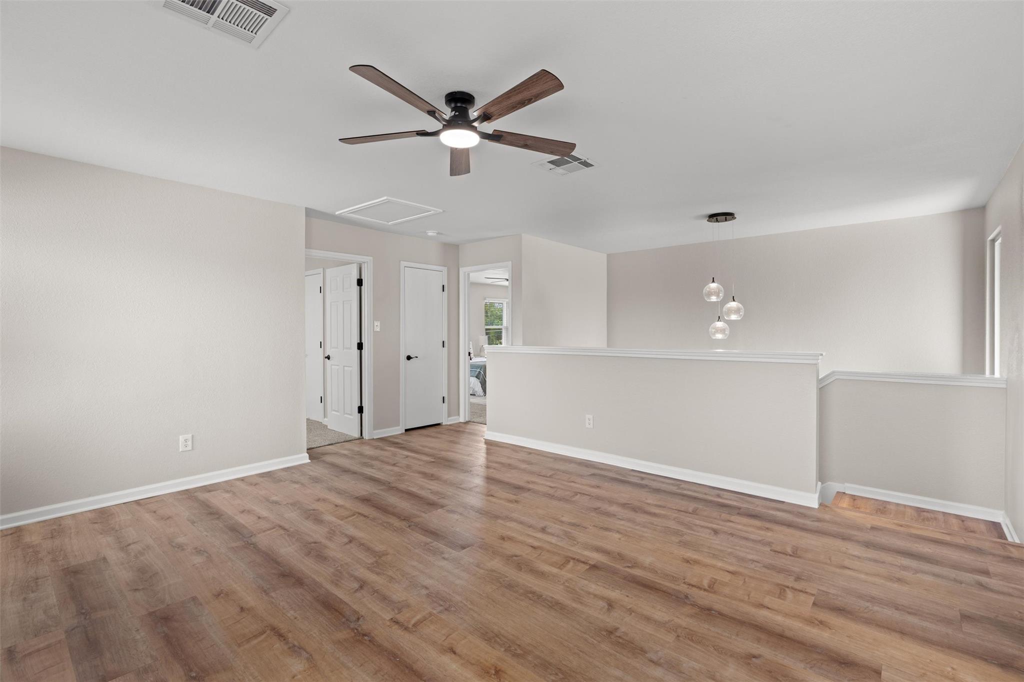 724 Lavaca Loop Property Photo 26