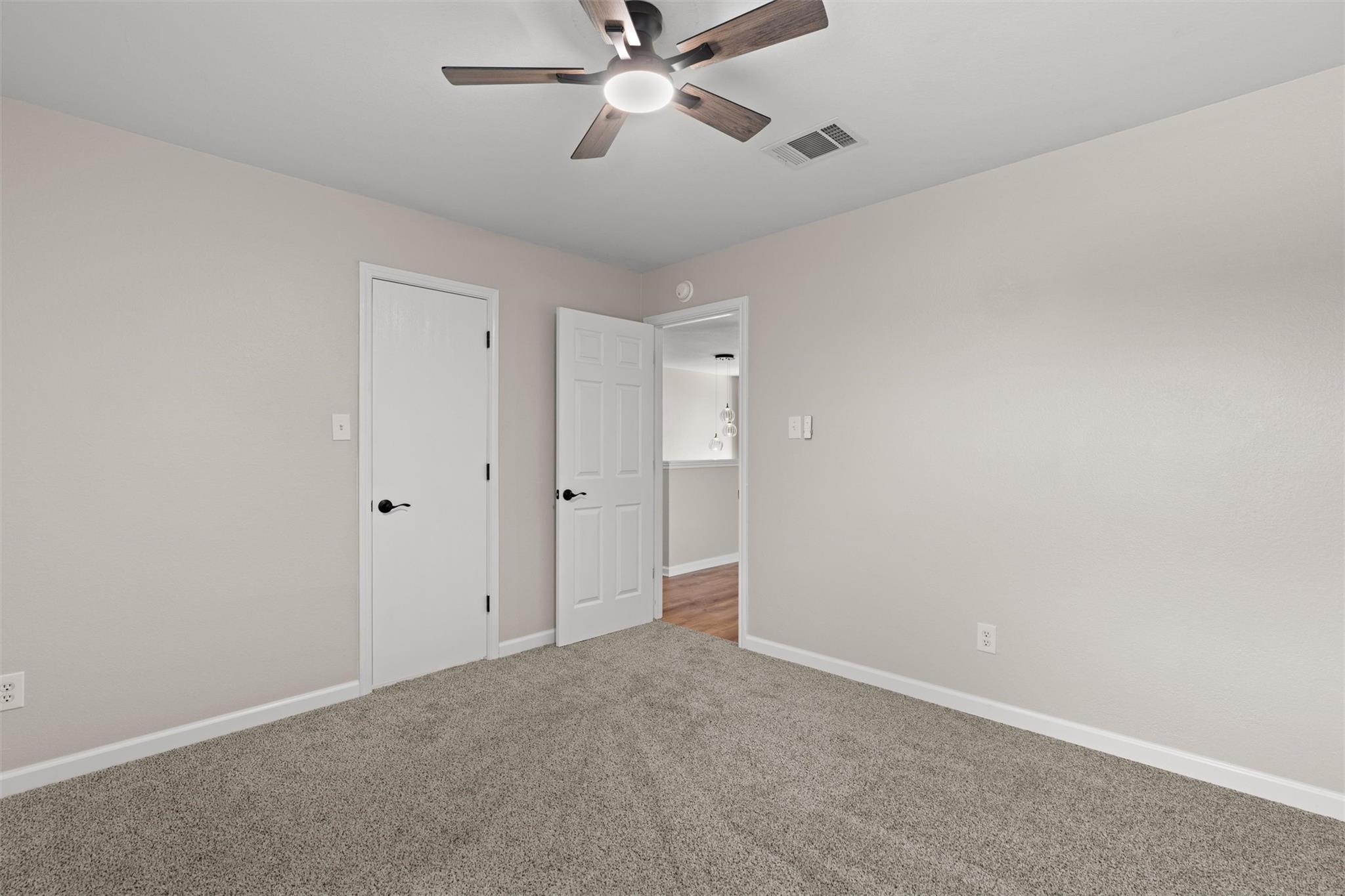 724 Lavaca Loop Property Photo 28
