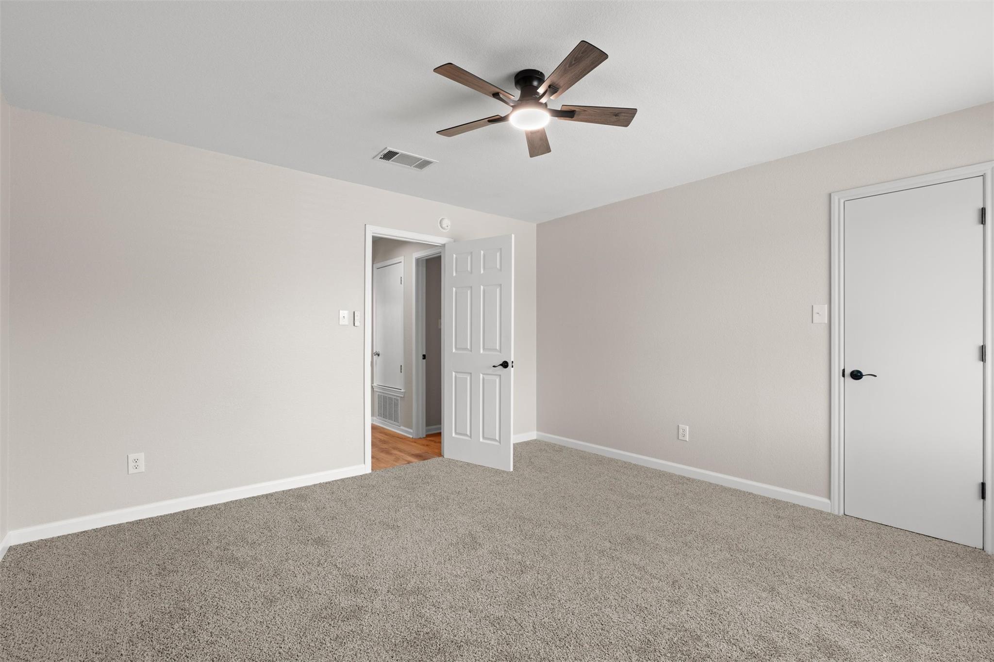 724 Lavaca Loop Property Photo 30
