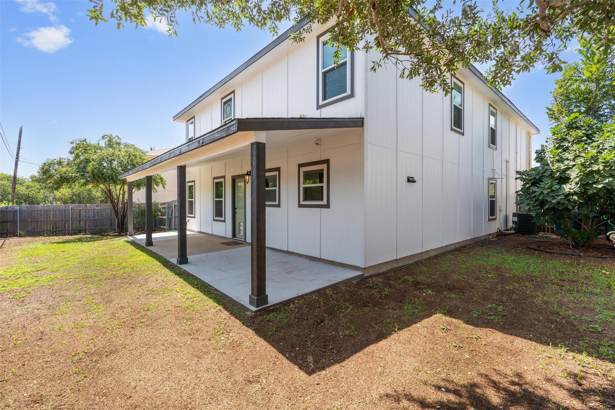 724 Lavaca Loop Property Photo 33