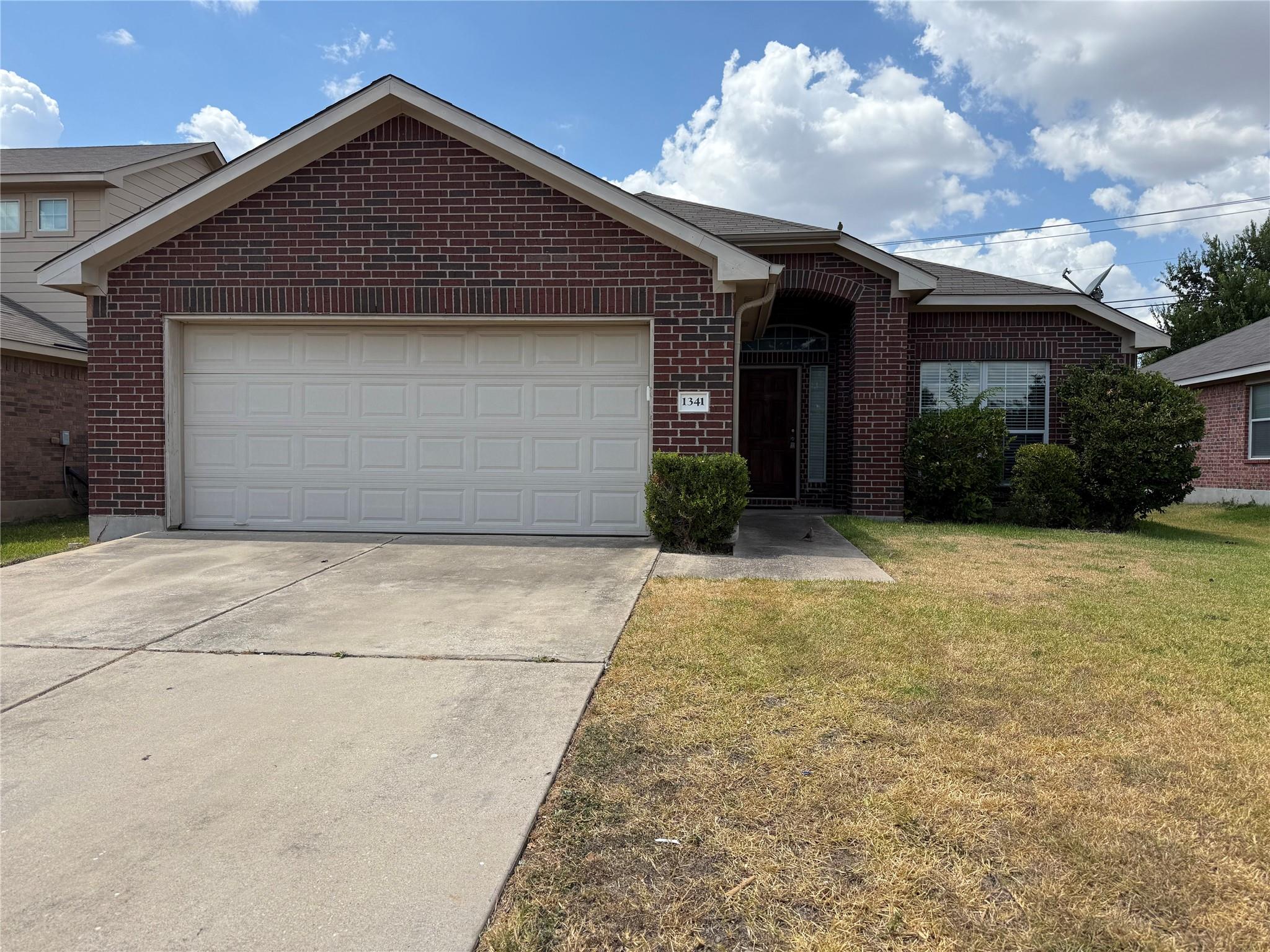 1341 Rainbow Parke Dr Property Photo 1