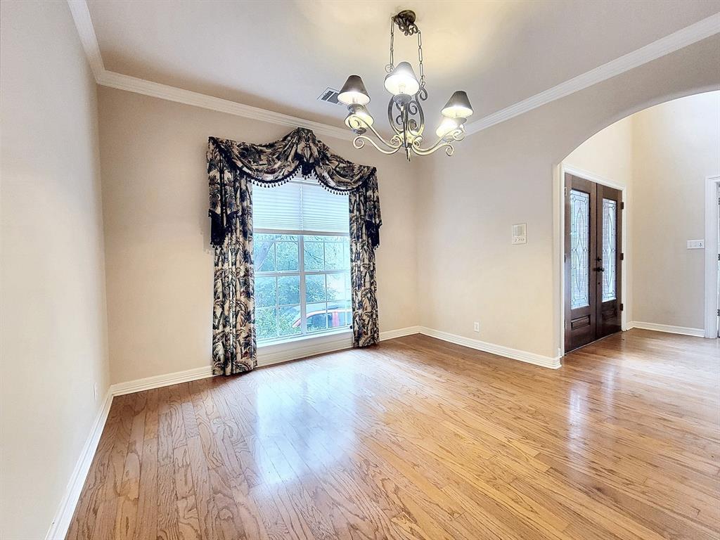 10526 Grand Oak Cir Property Photo 5