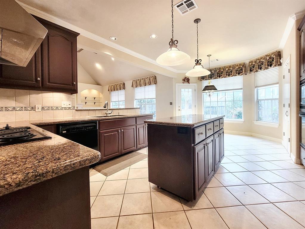10526 Grand Oak Cir Property Photo 11