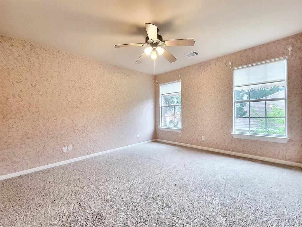 10526 Grand Oak Cir Property Photo 21