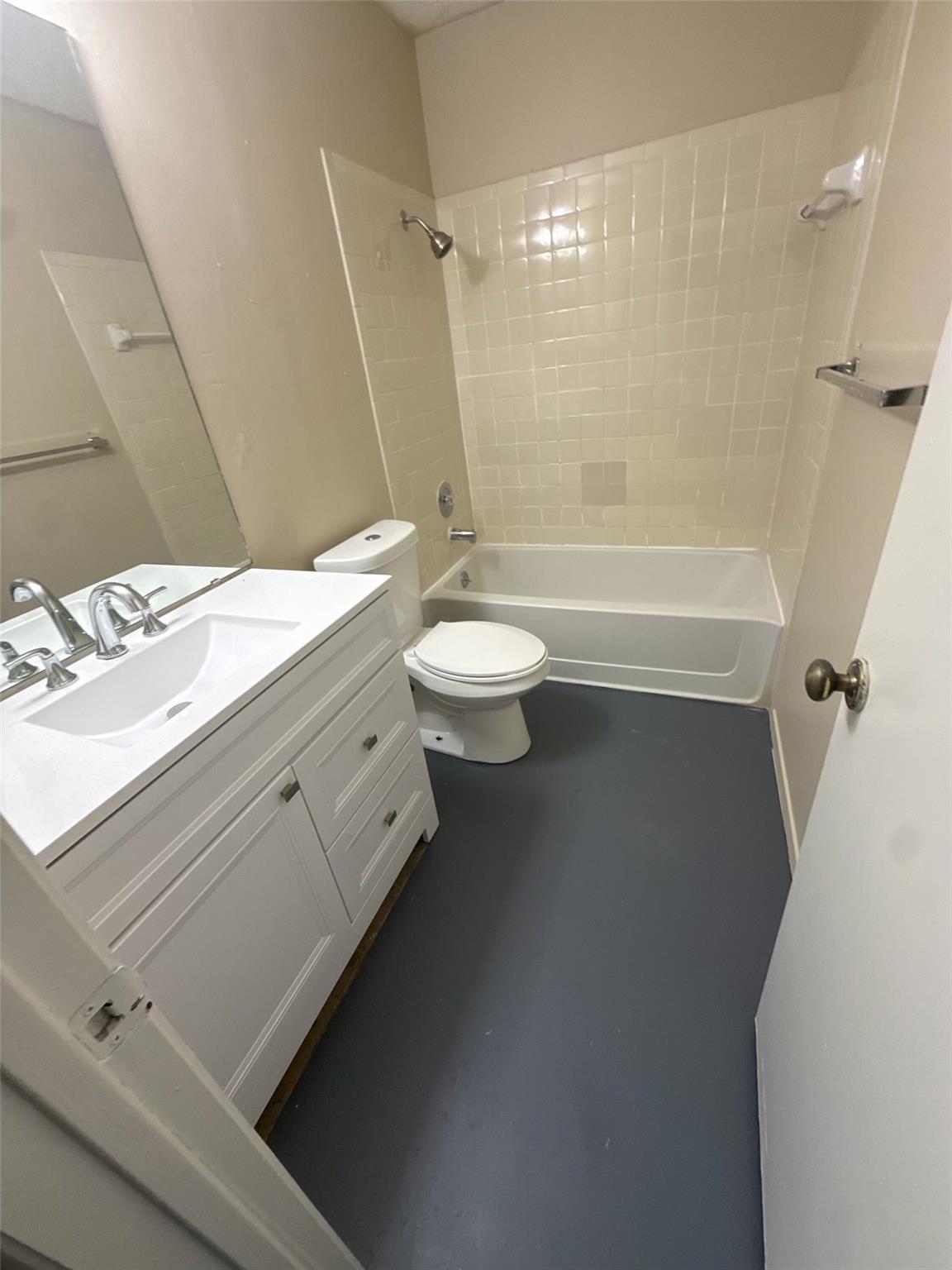 12308 Dellrey Dr #a Property Photo 10