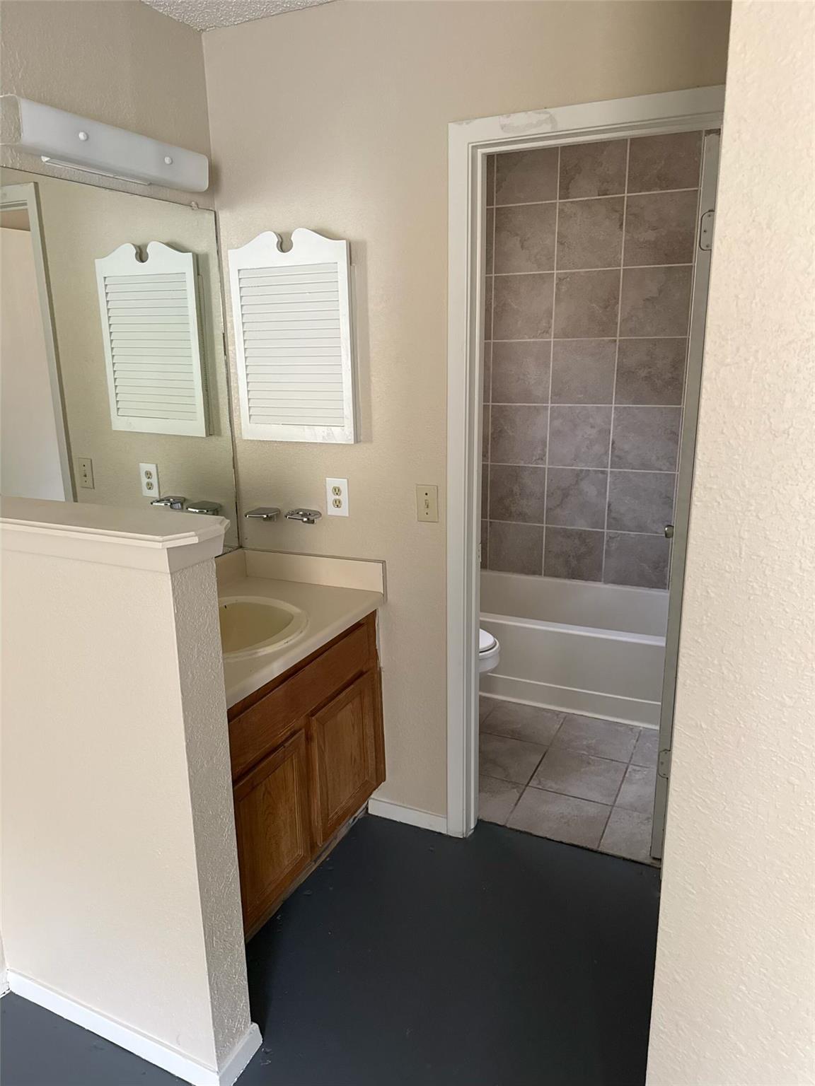 12308 Dellrey Dr #a Property Photo 14