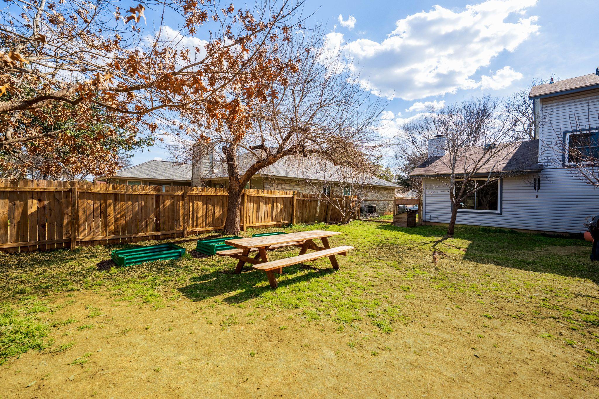 5406 Wolf Run Property Photo 29