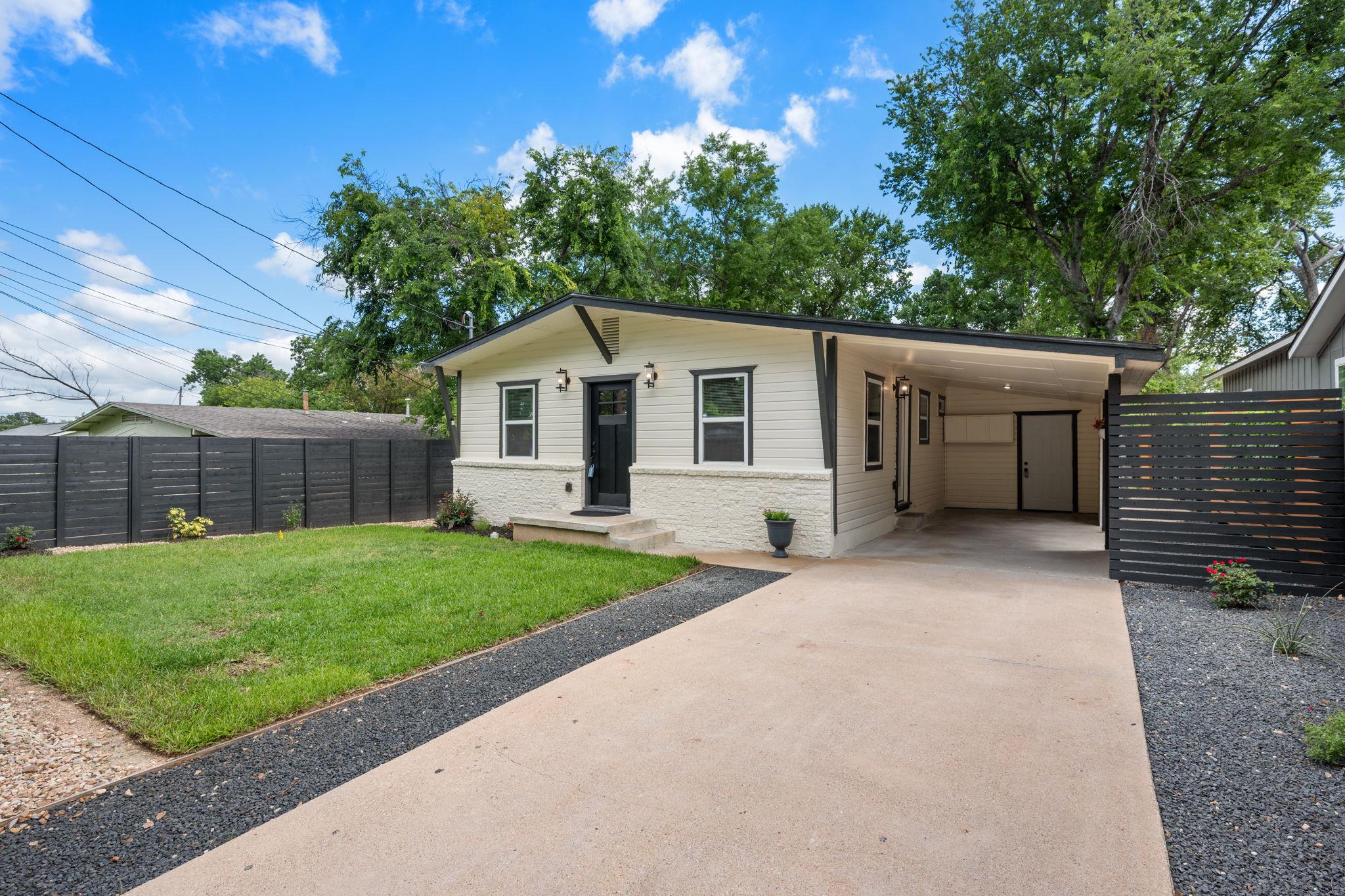 4711 Bandera Rd Property Photo 2