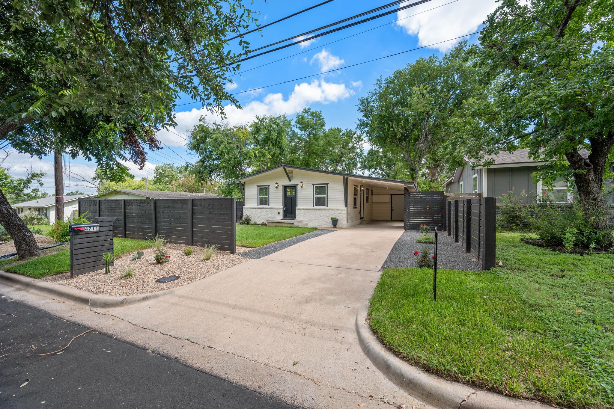 4711 Bandera Rd Property Photo 3