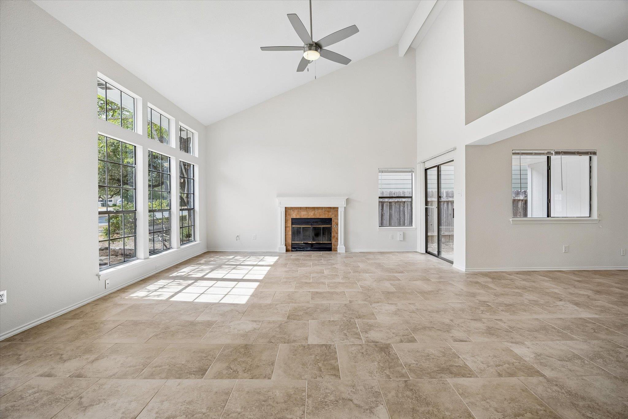 6700 Shiner St Property Photo 5