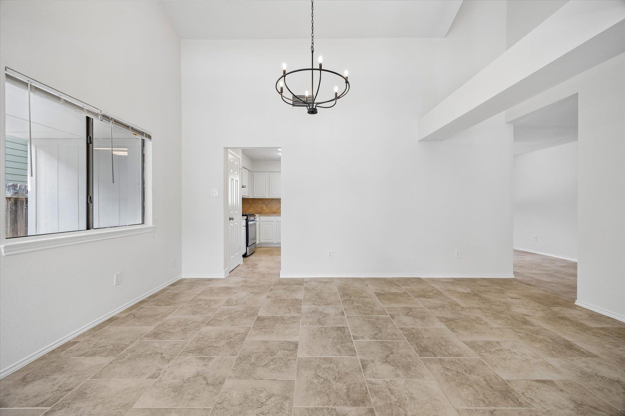 6700 Shiner St Property Photo 8
