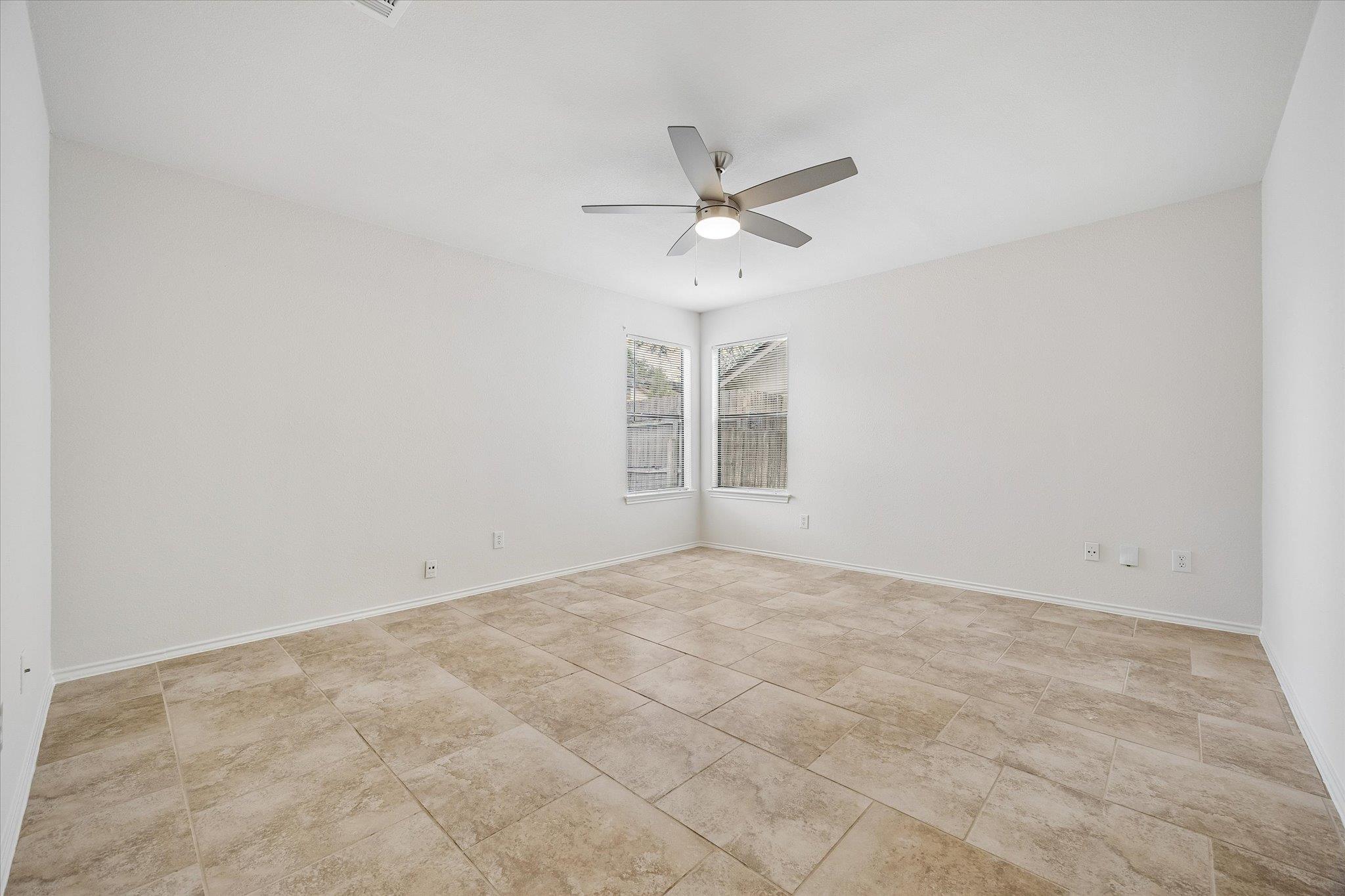 6700 Shiner St Property Photo 15