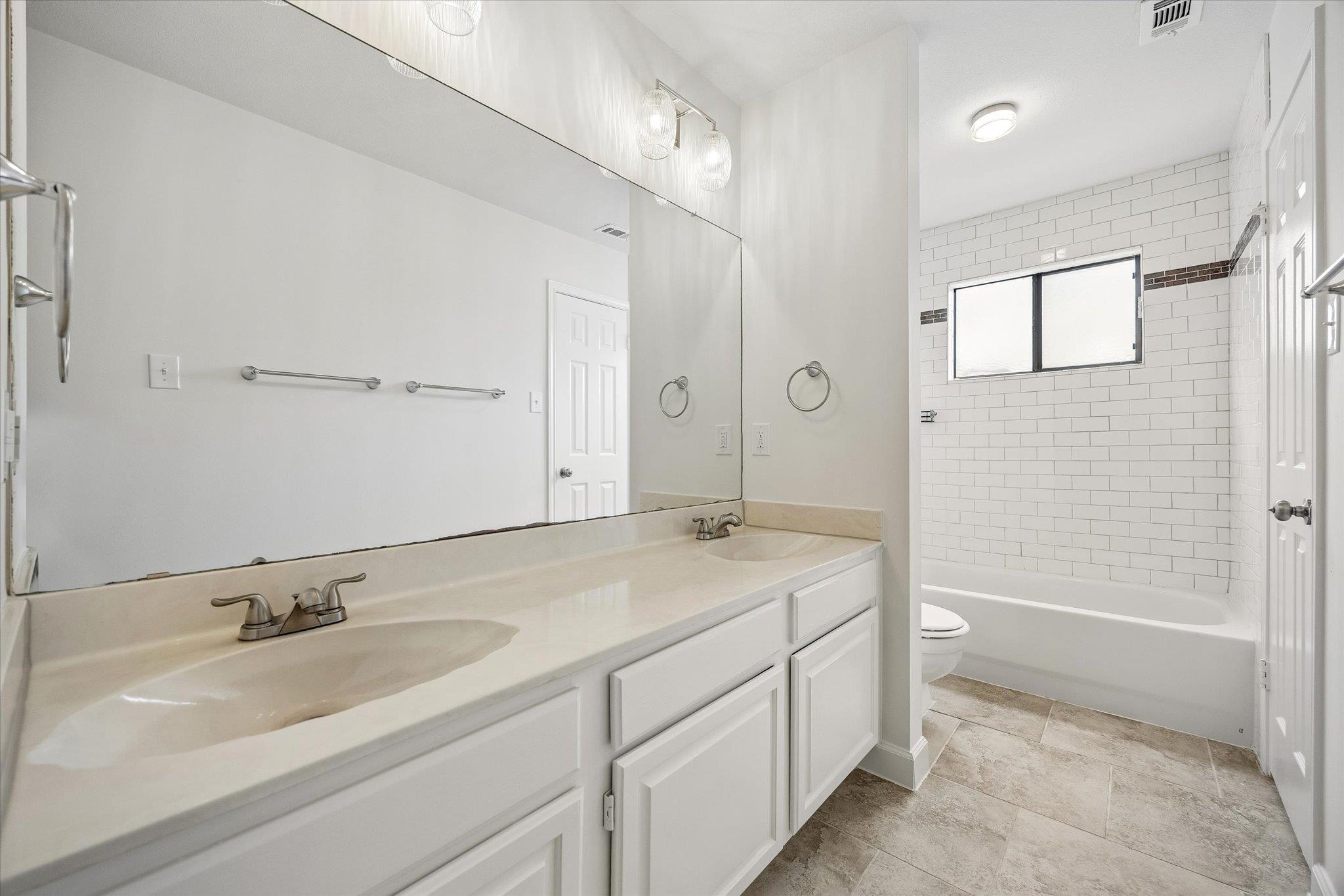 6700 Shiner St Property Photo 22