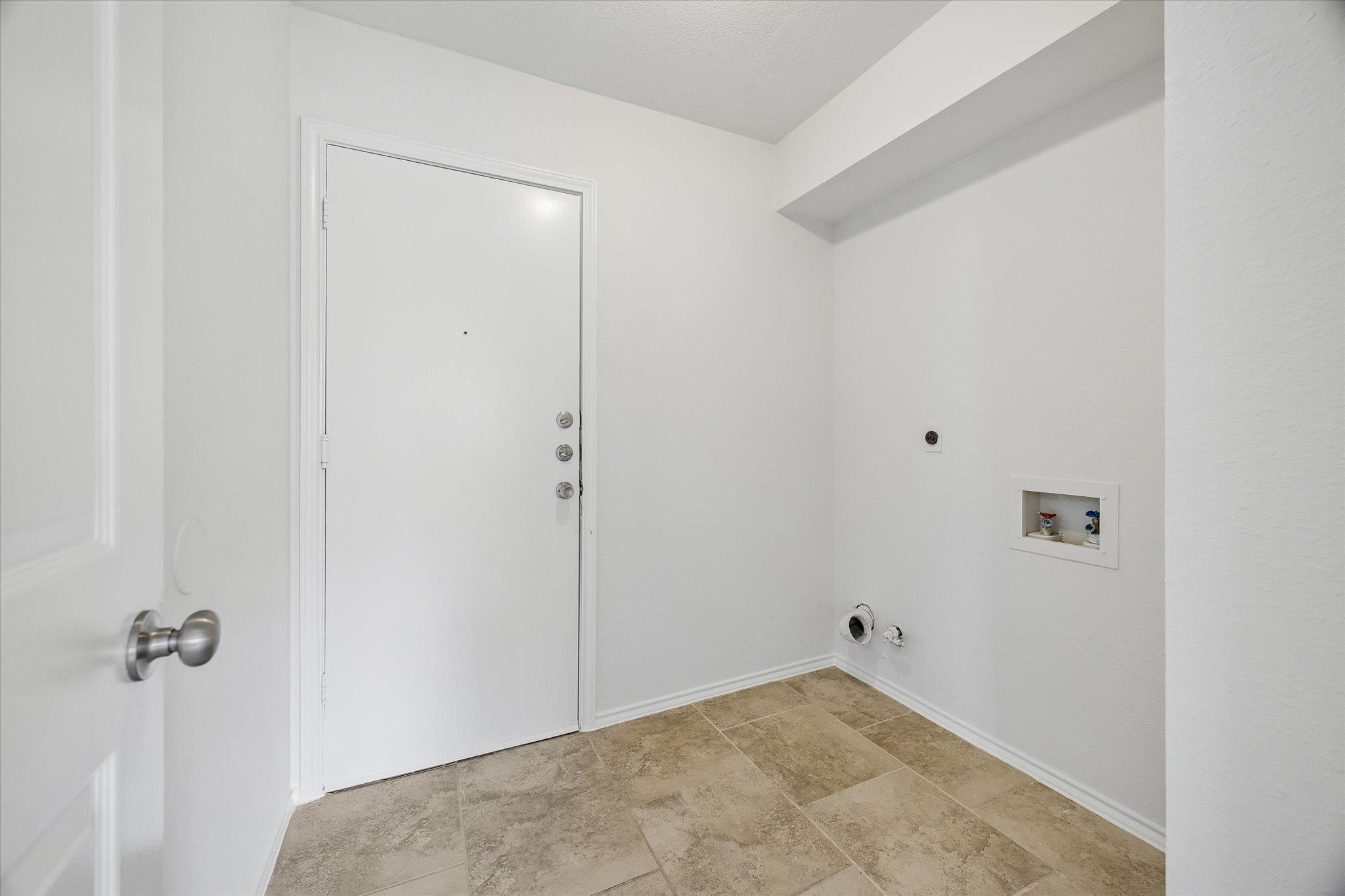 6700 Shiner St Property Photo 27