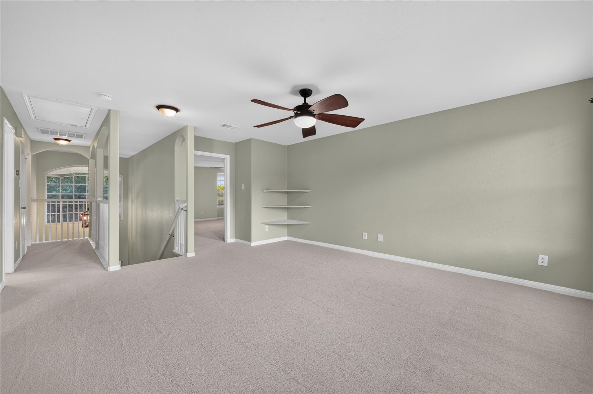 2207 Brittway Ln Property Photo 4