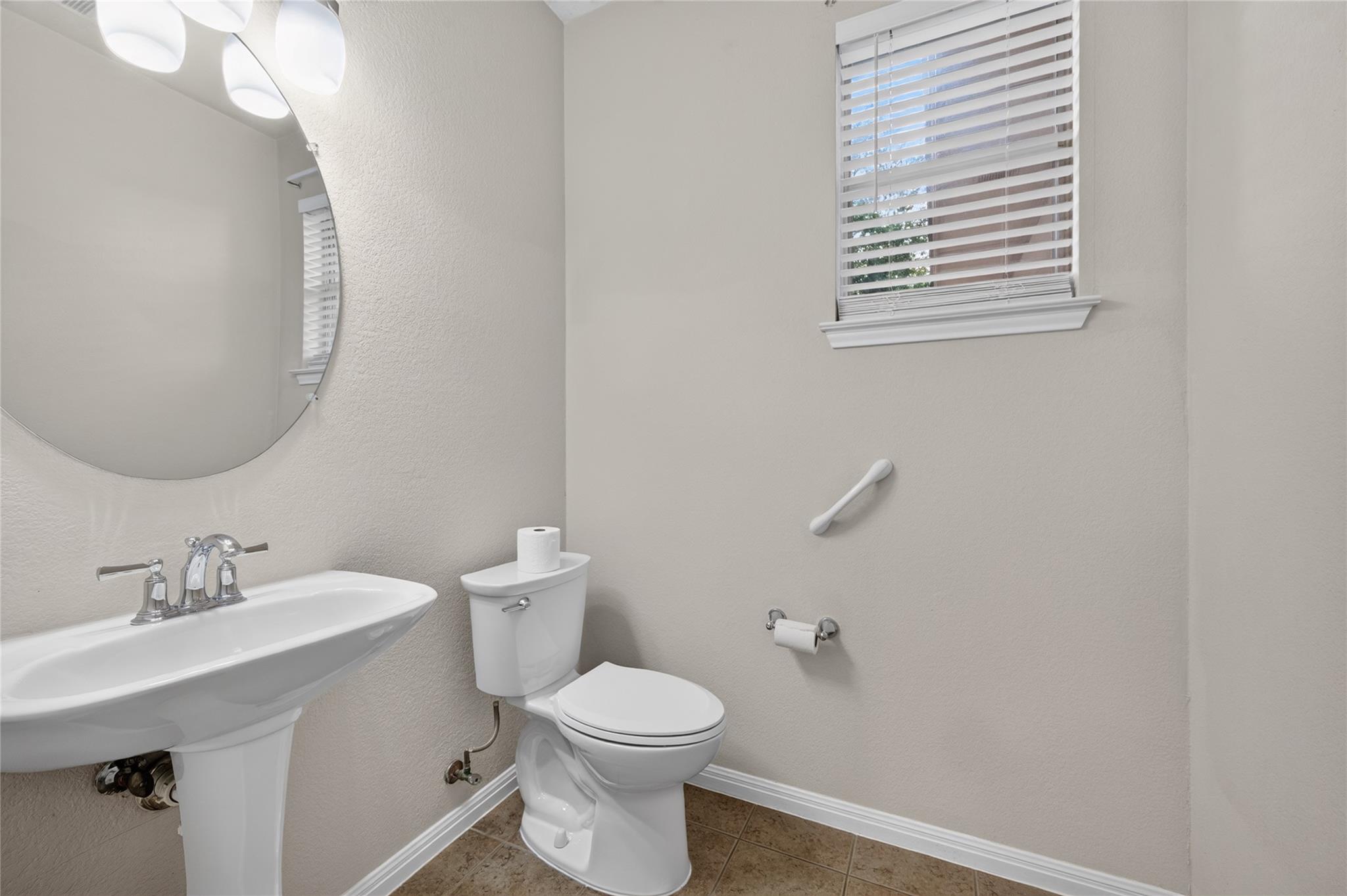 2207 Brittway Ln Property Photo 27