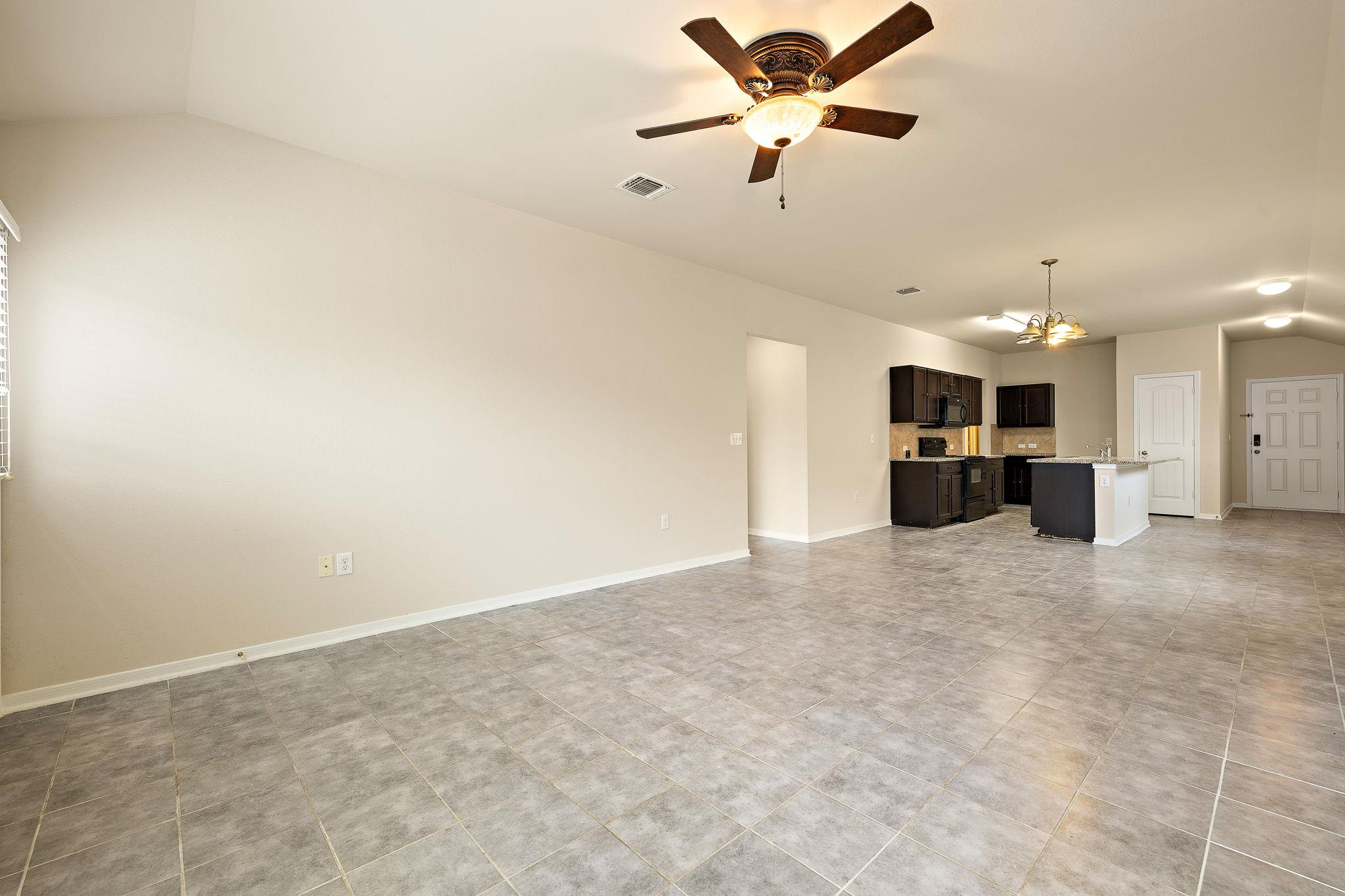 12111 Stoneridge Gap Ln Property Photo 5
