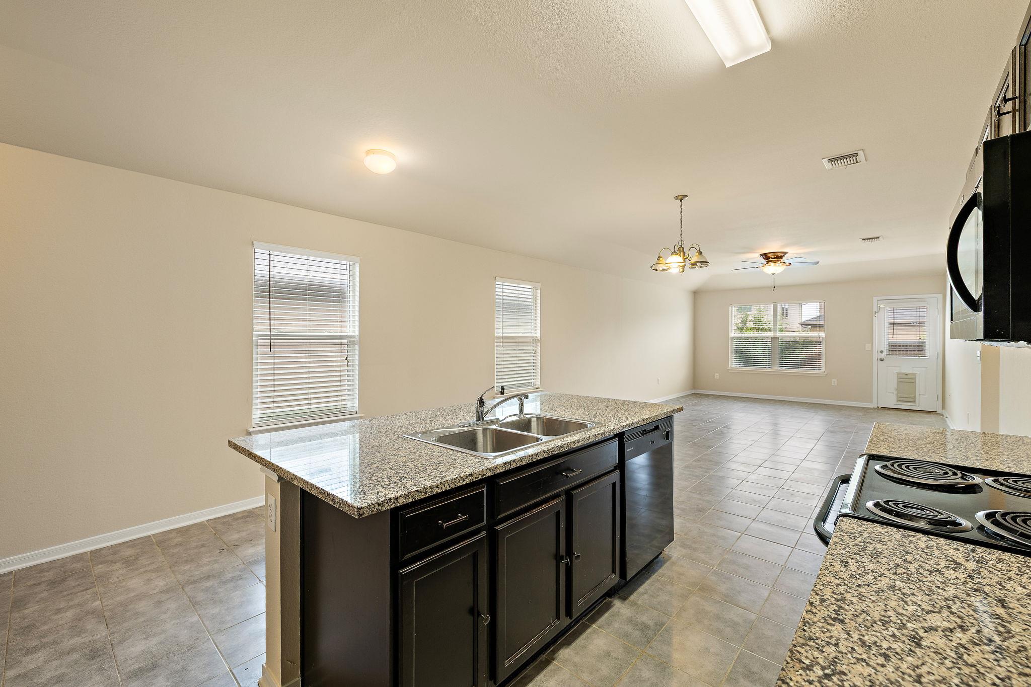 12111 Stoneridge Gap Ln Property Photo 11