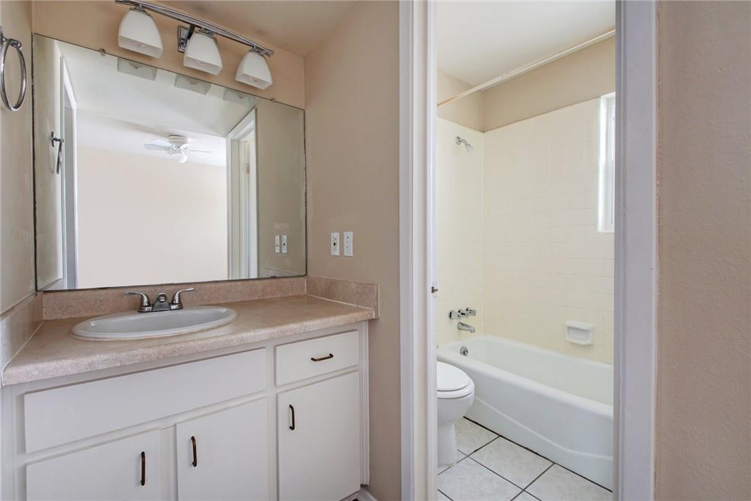 3400 Speedway None #202 Property Photo 20