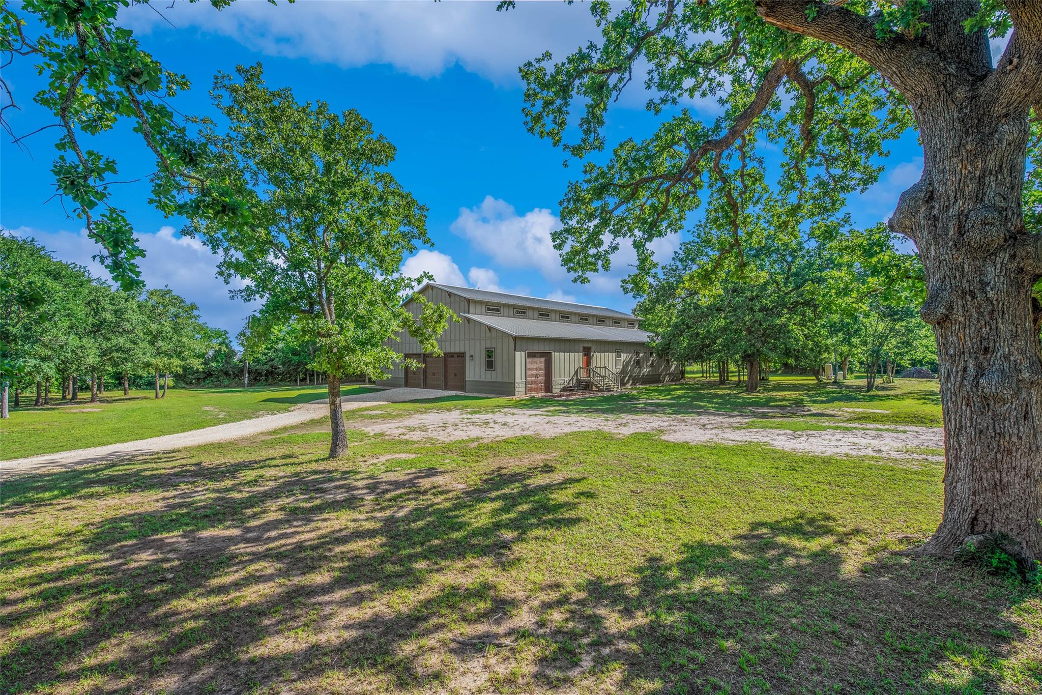 16227 County Road 436 Property Photo