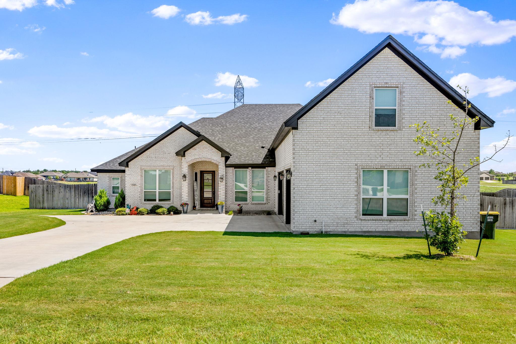 5349 Taylors Bend Property Photo