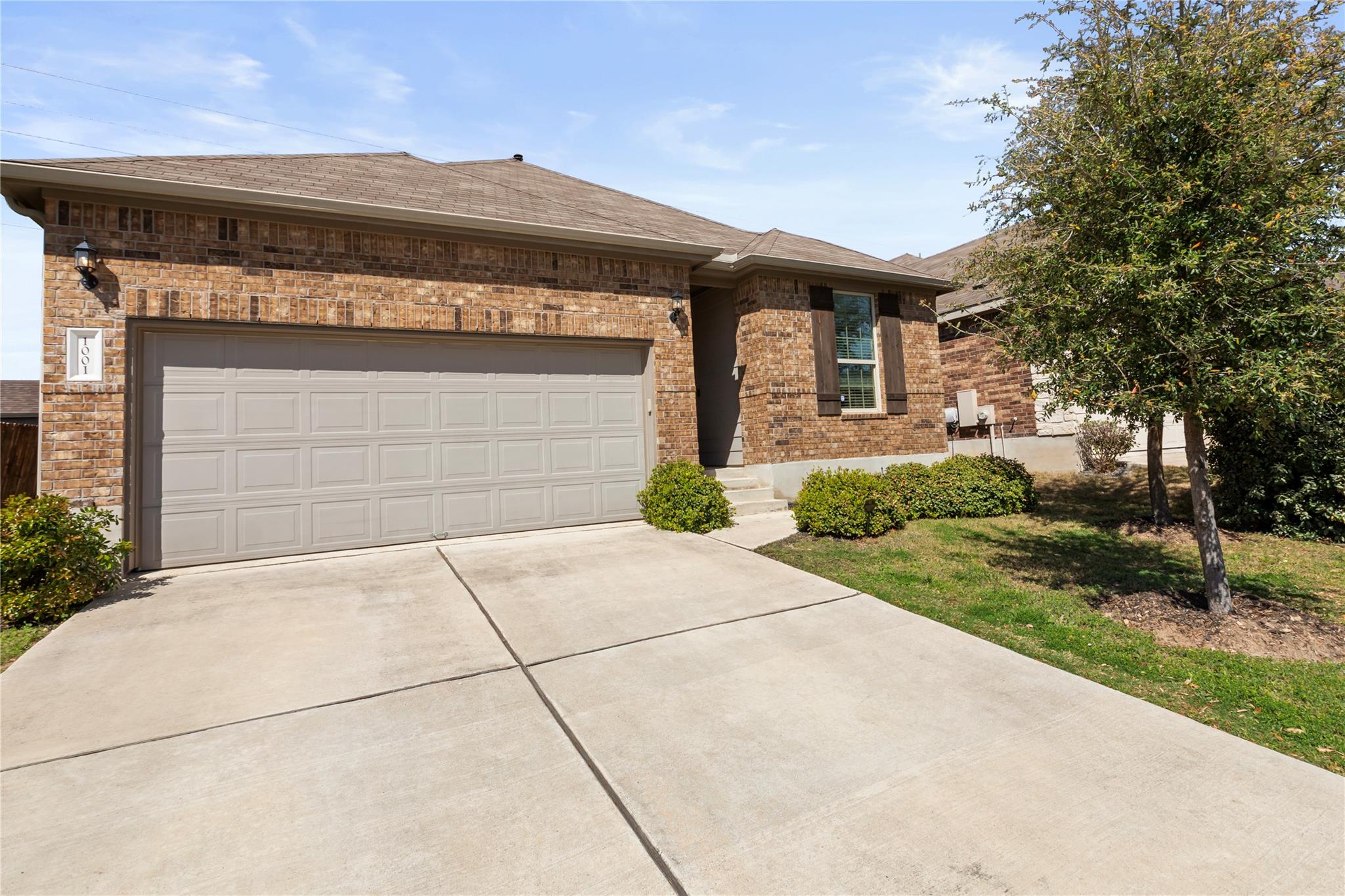 1001 McCormick Cv Property Photo 1
