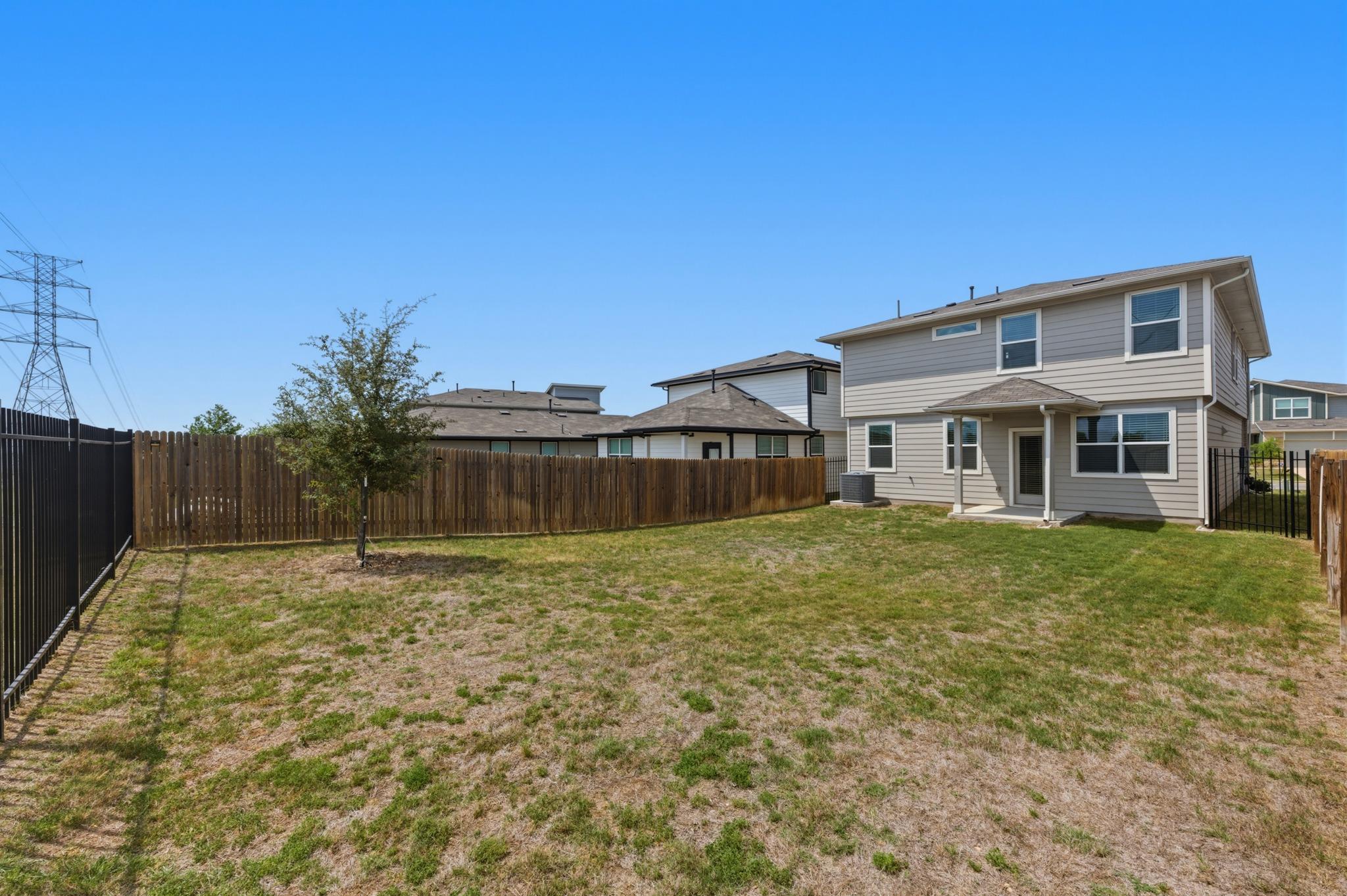 7511 Traylor Cv Property Photo 29