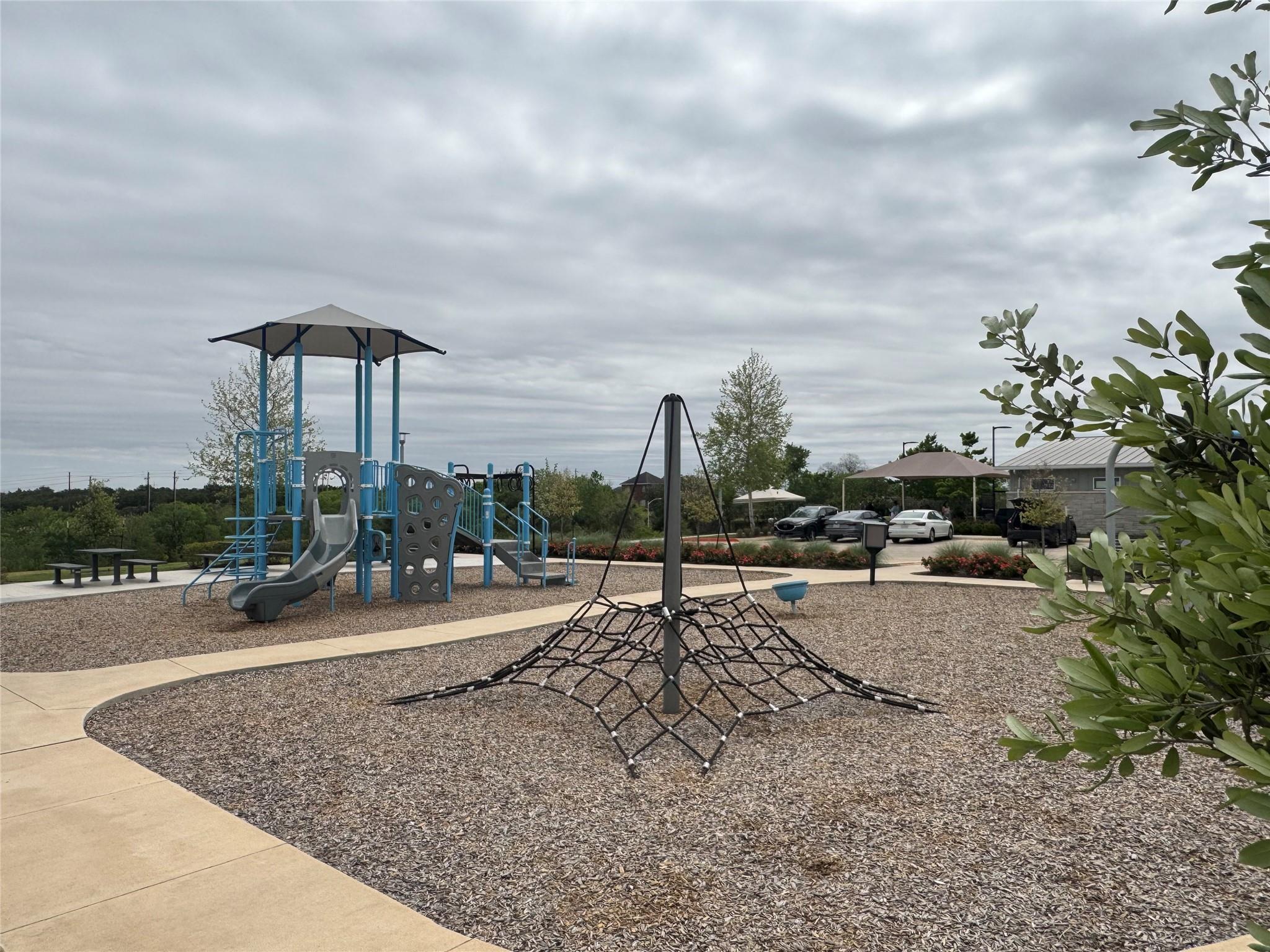 7511 Traylor Cv Property Photo 35